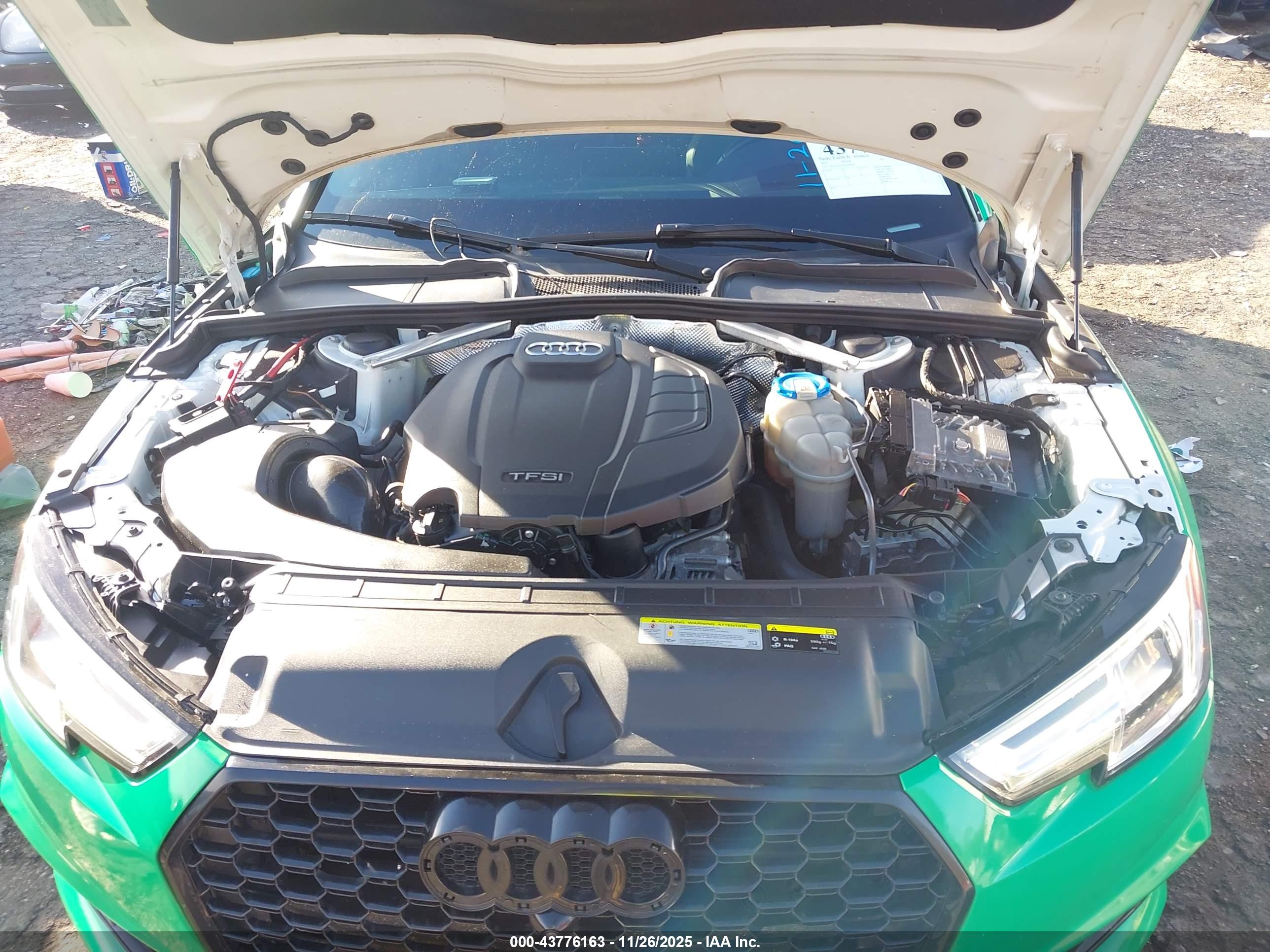 AUDI A4 image 10