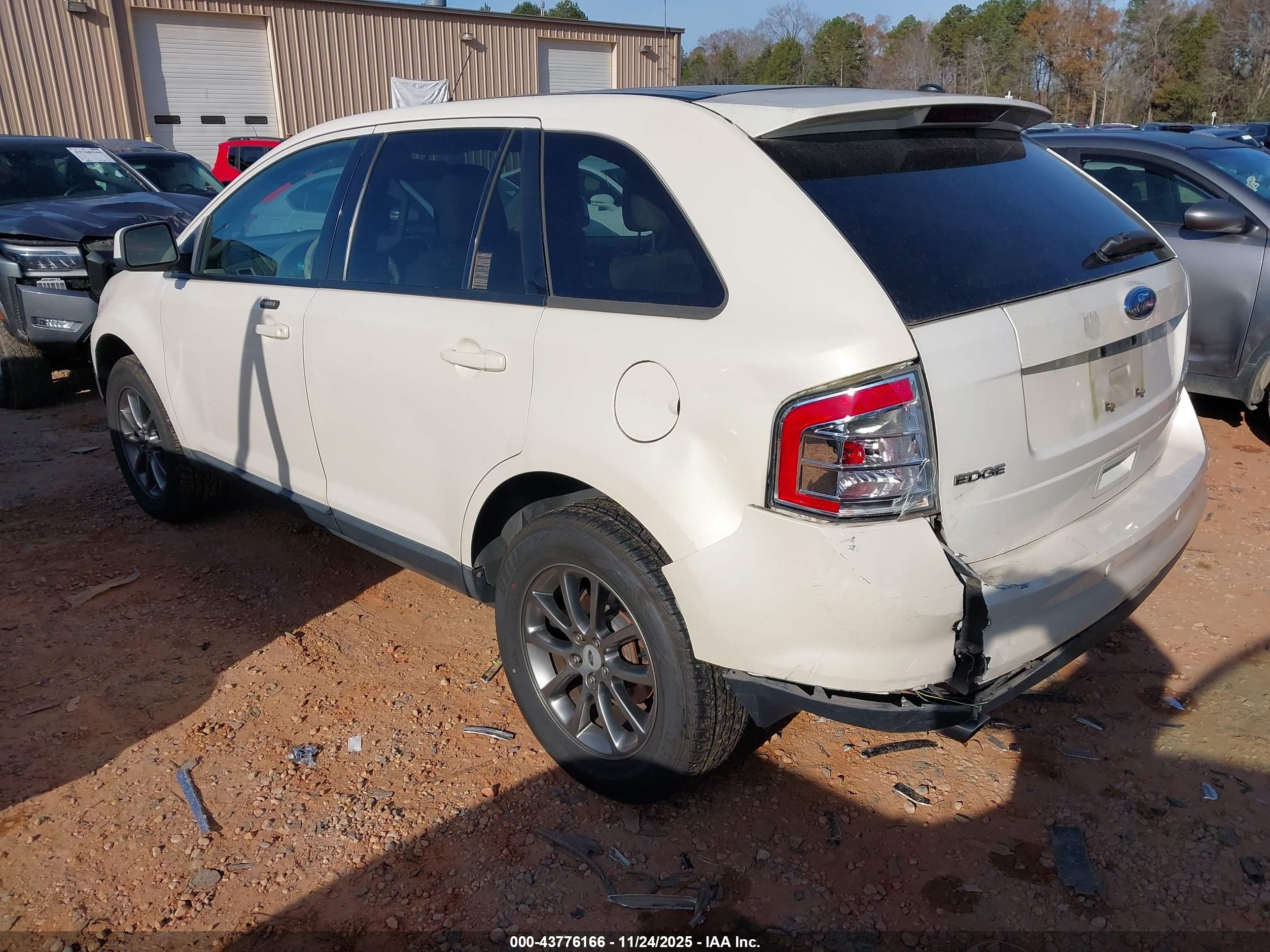 FORD EDGE image 3
