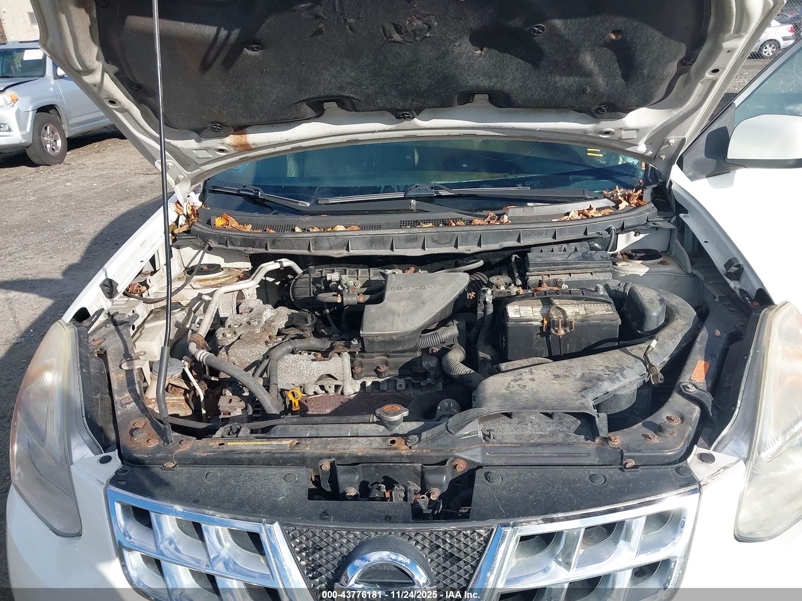 NISSAN ROGUE image 10