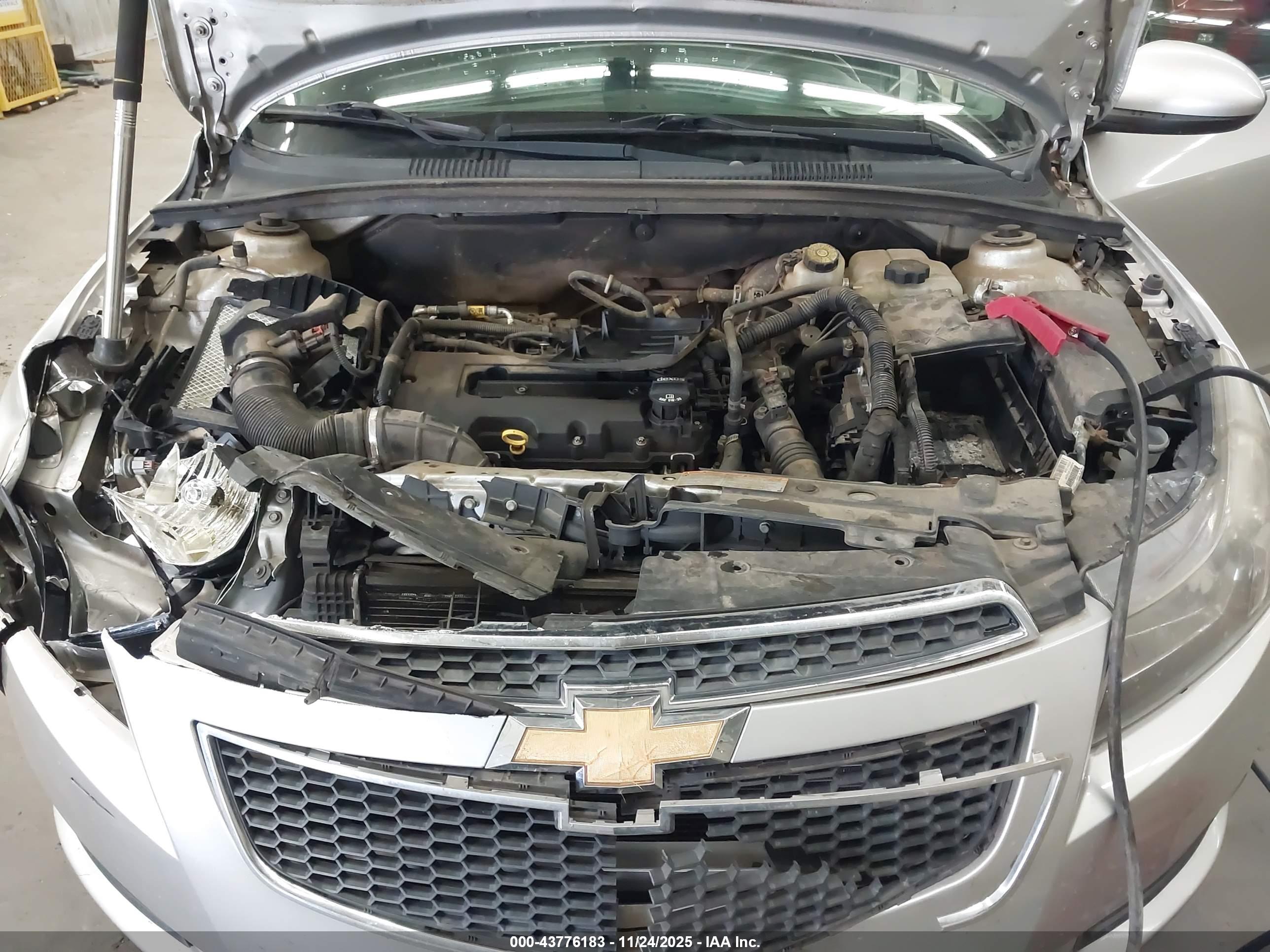 CHEVROLET CRUZE image 10