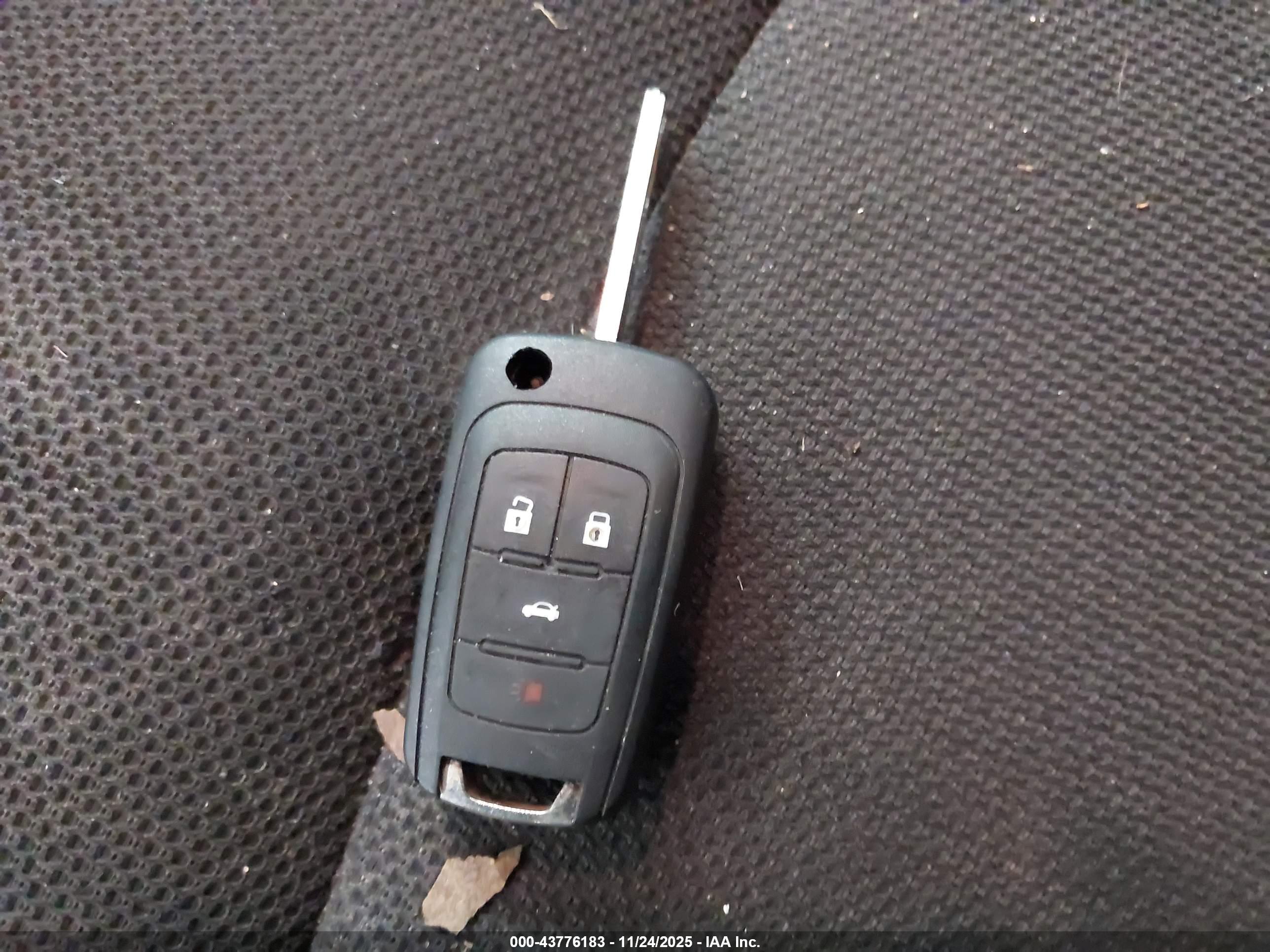 CHEVROLET CRUZE image 11