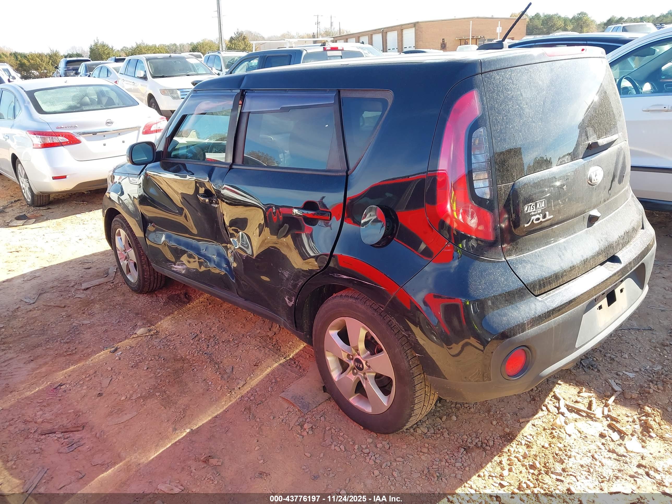 KIA SOUL image 3