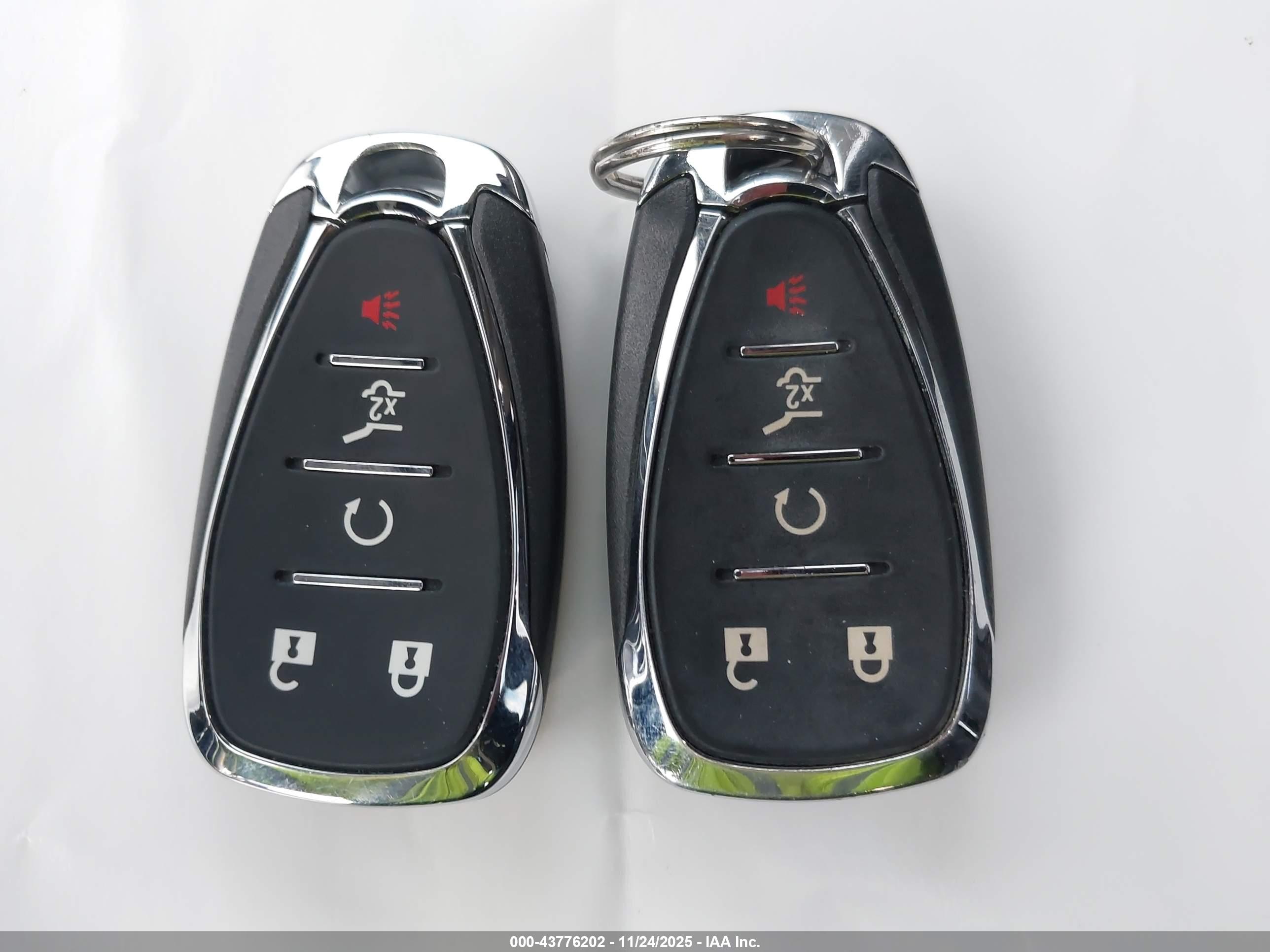 CHEVROLET EQUINOX image 11