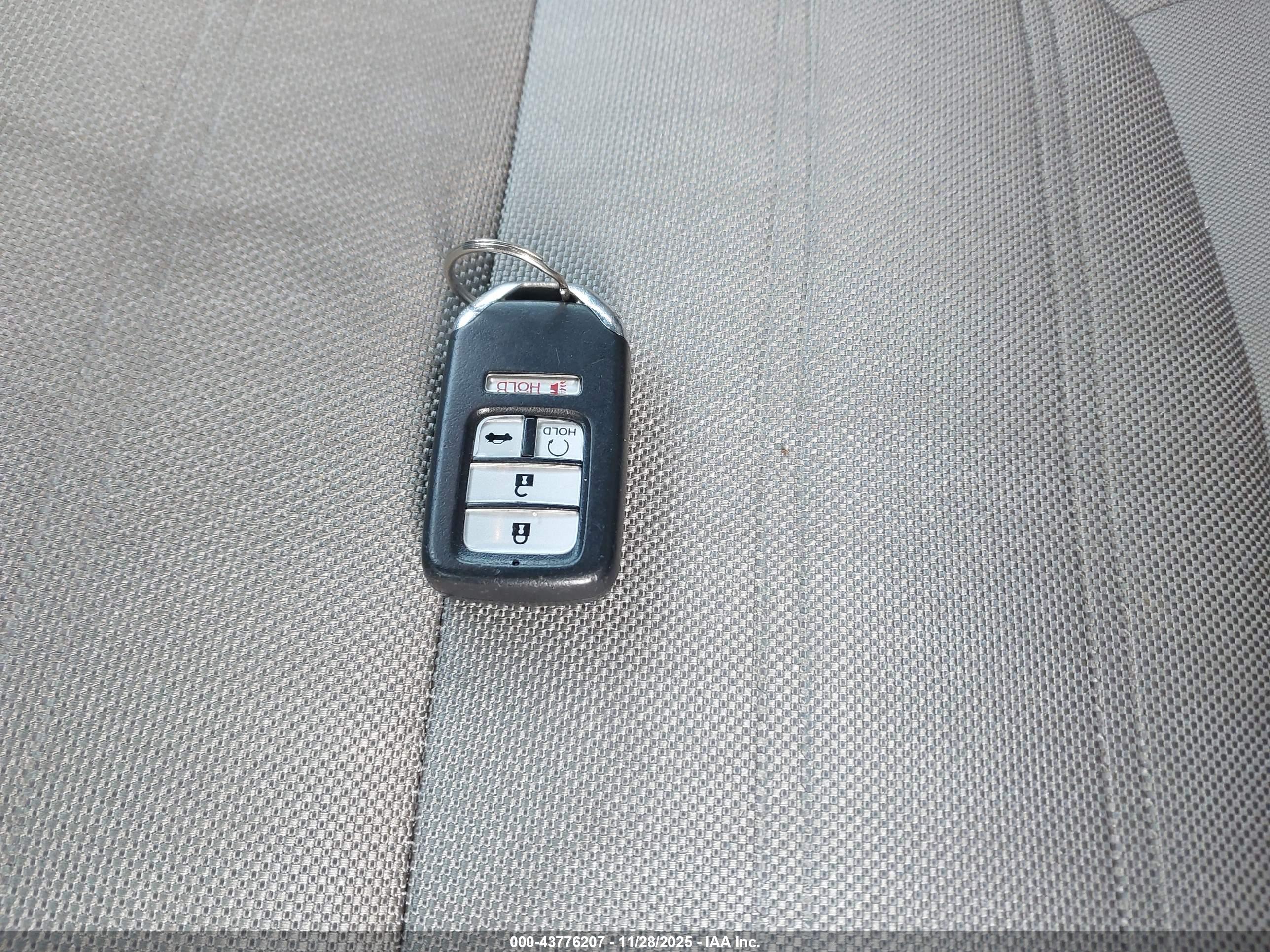HONDA CR-V image 11
