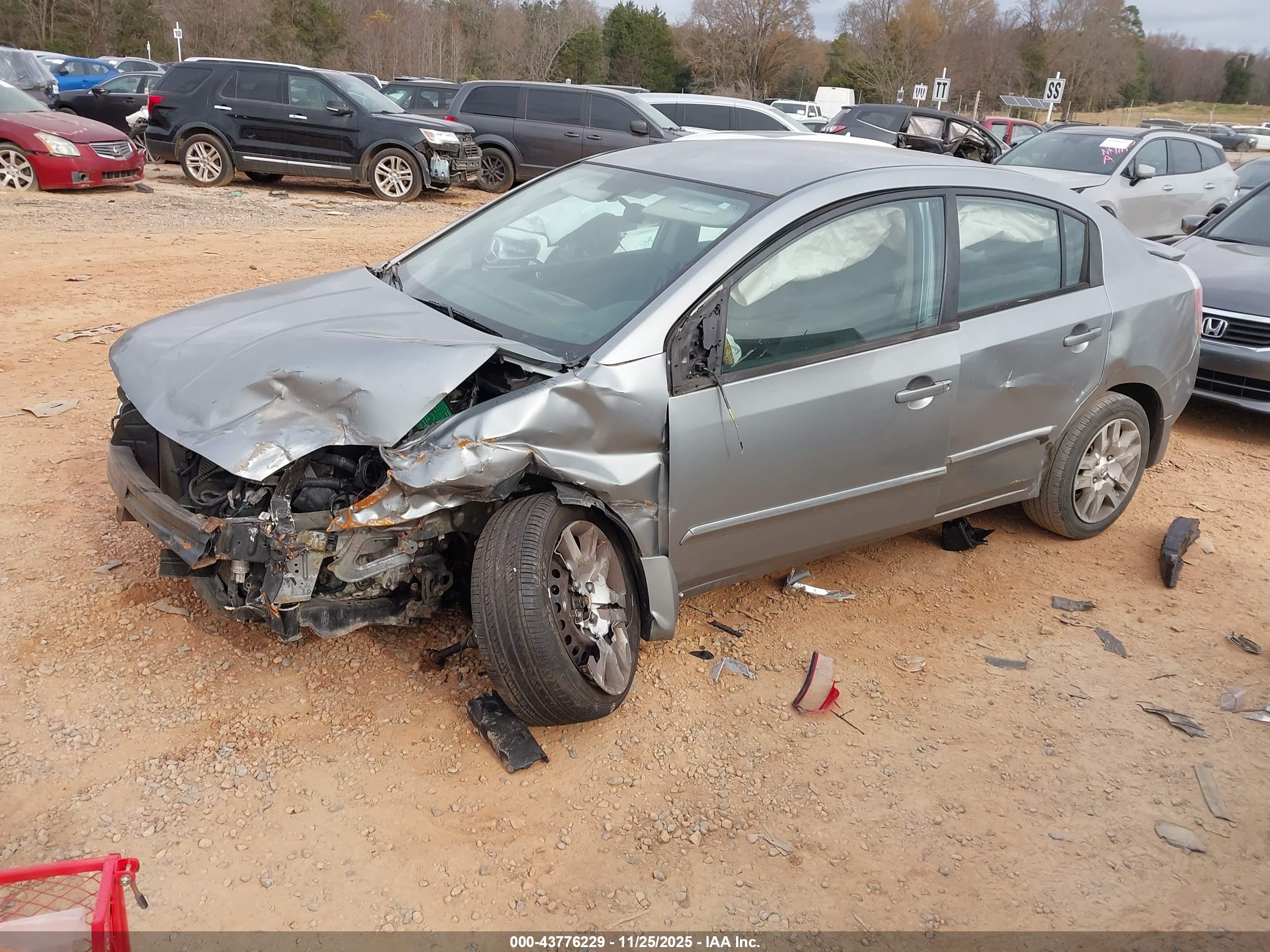 NISSAN SENTRA image 2
