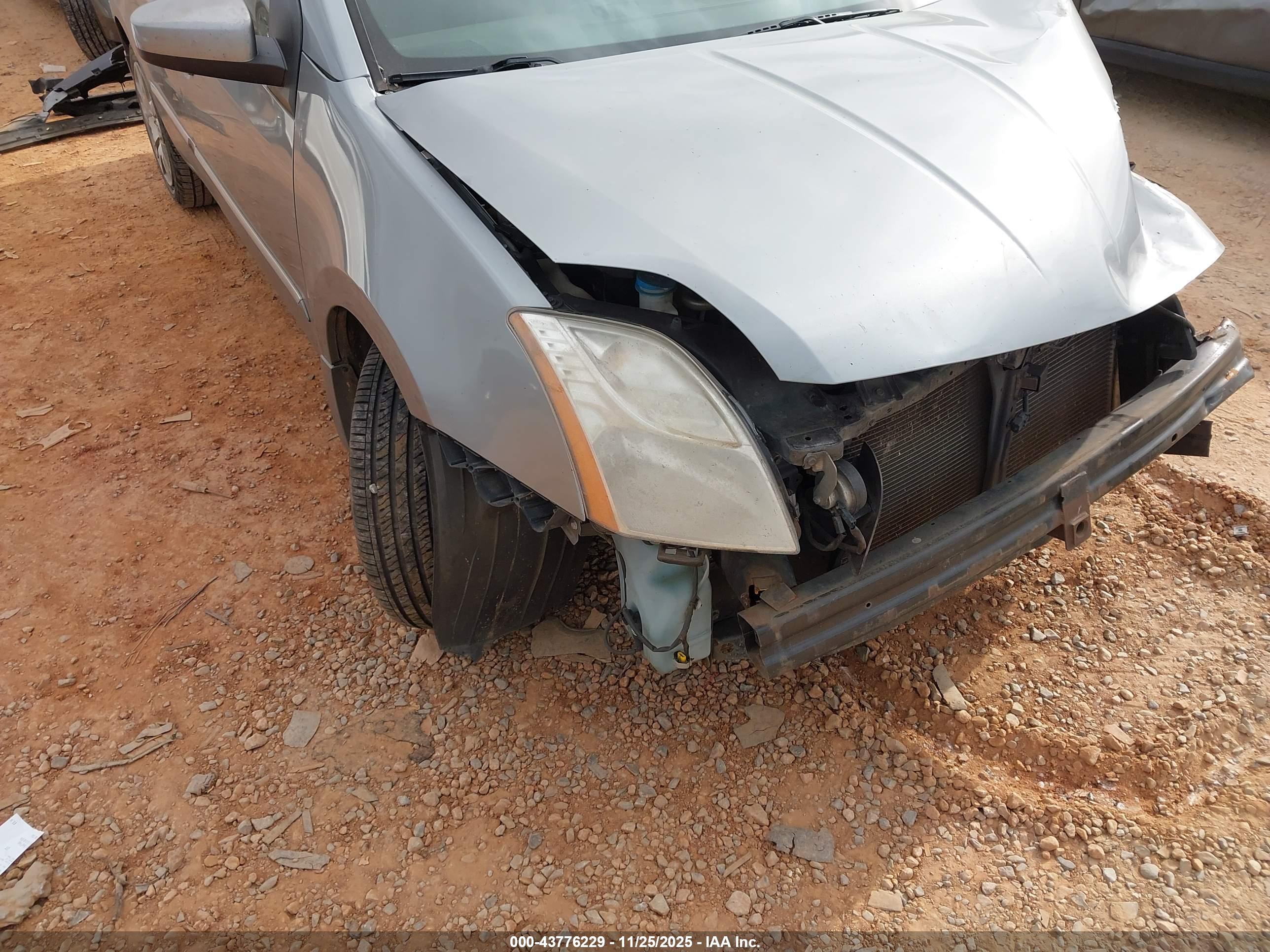 NISSAN SENTRA image 6