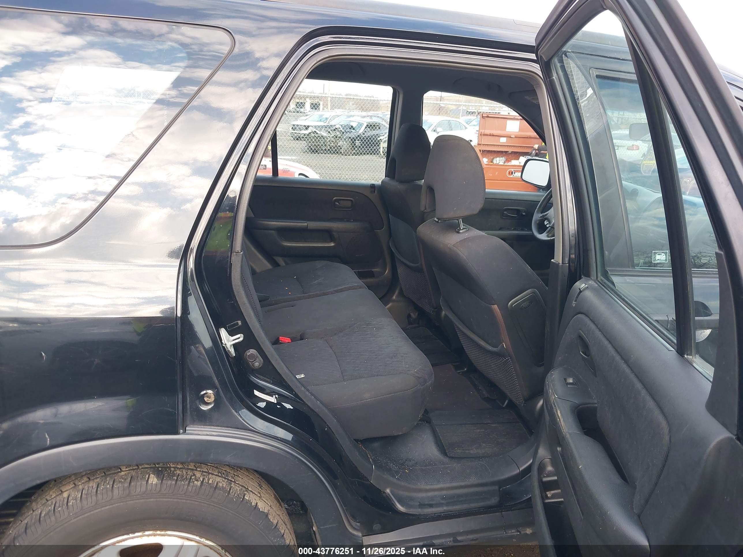 HONDA CR-V image 8
