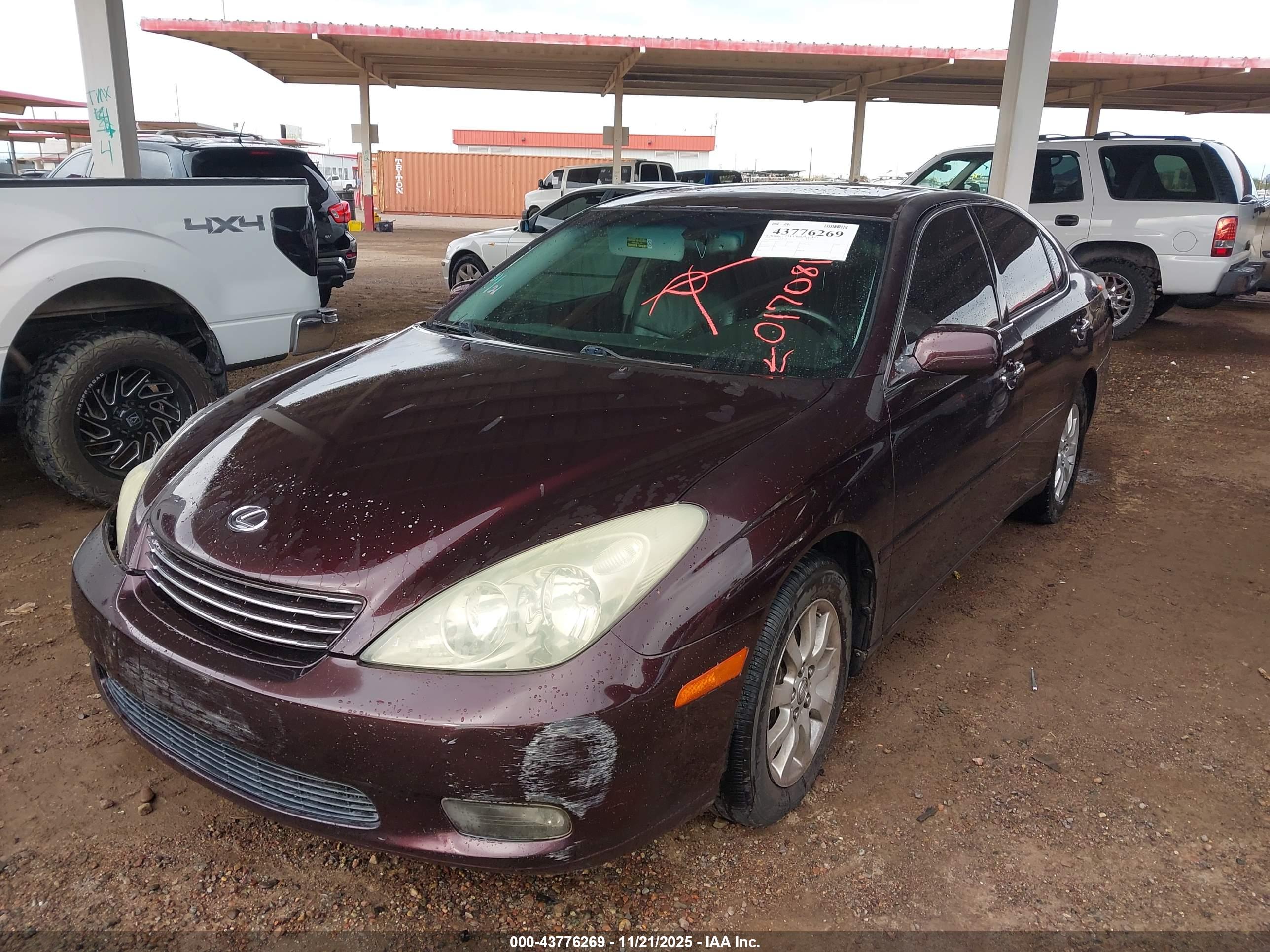 LEXUS ES image 2