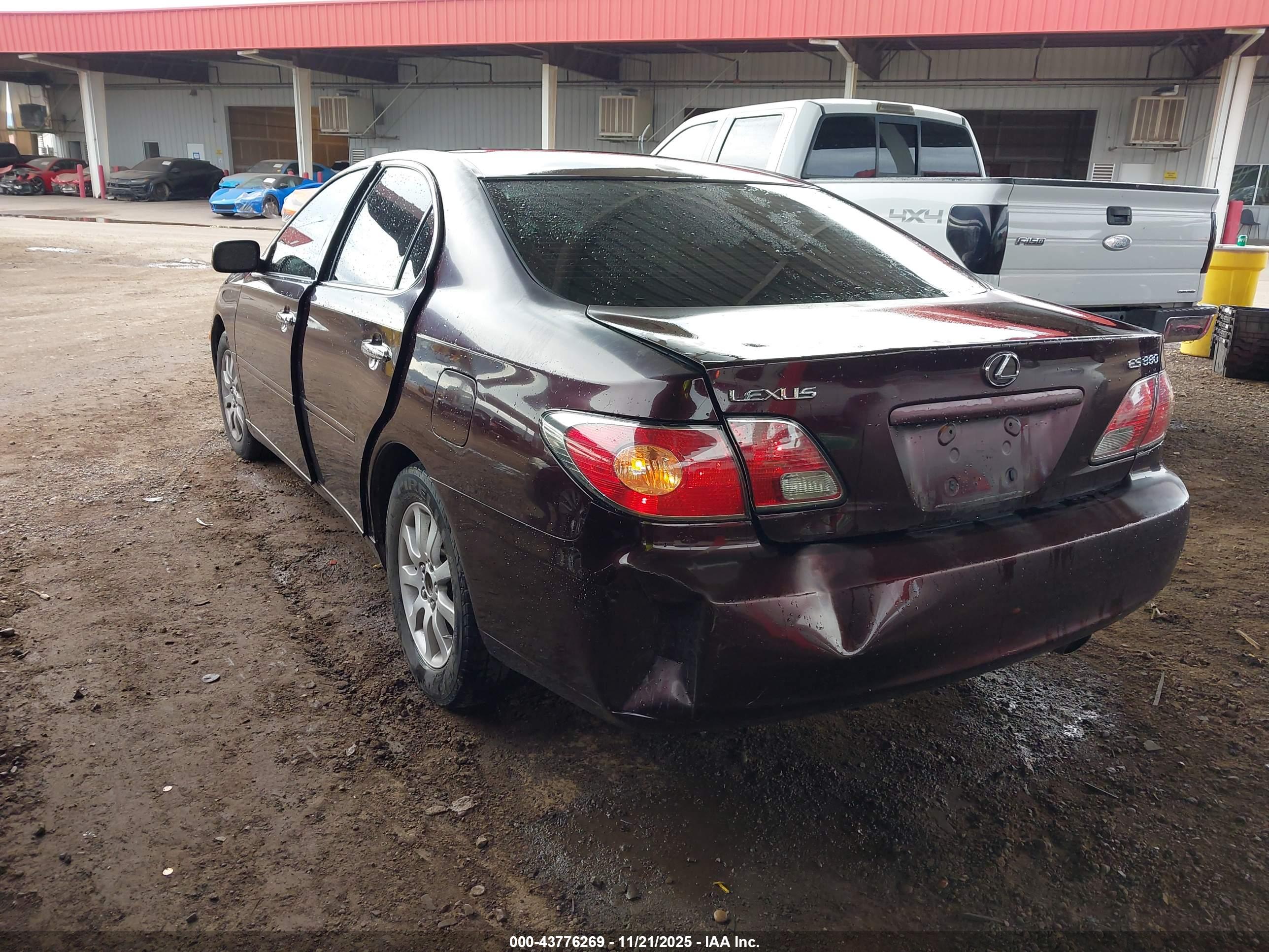 LEXUS ES image 3