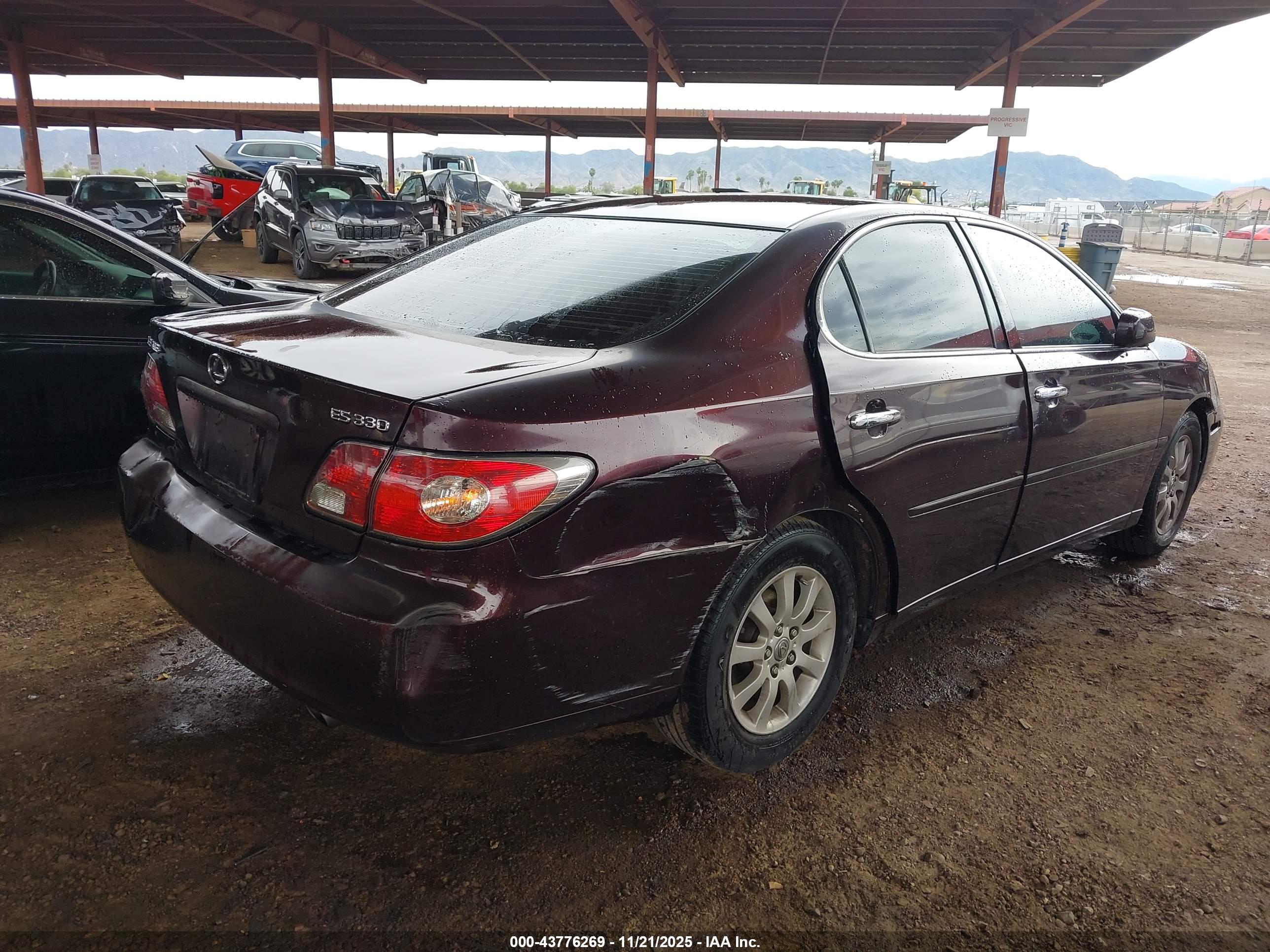 LEXUS ES image 4