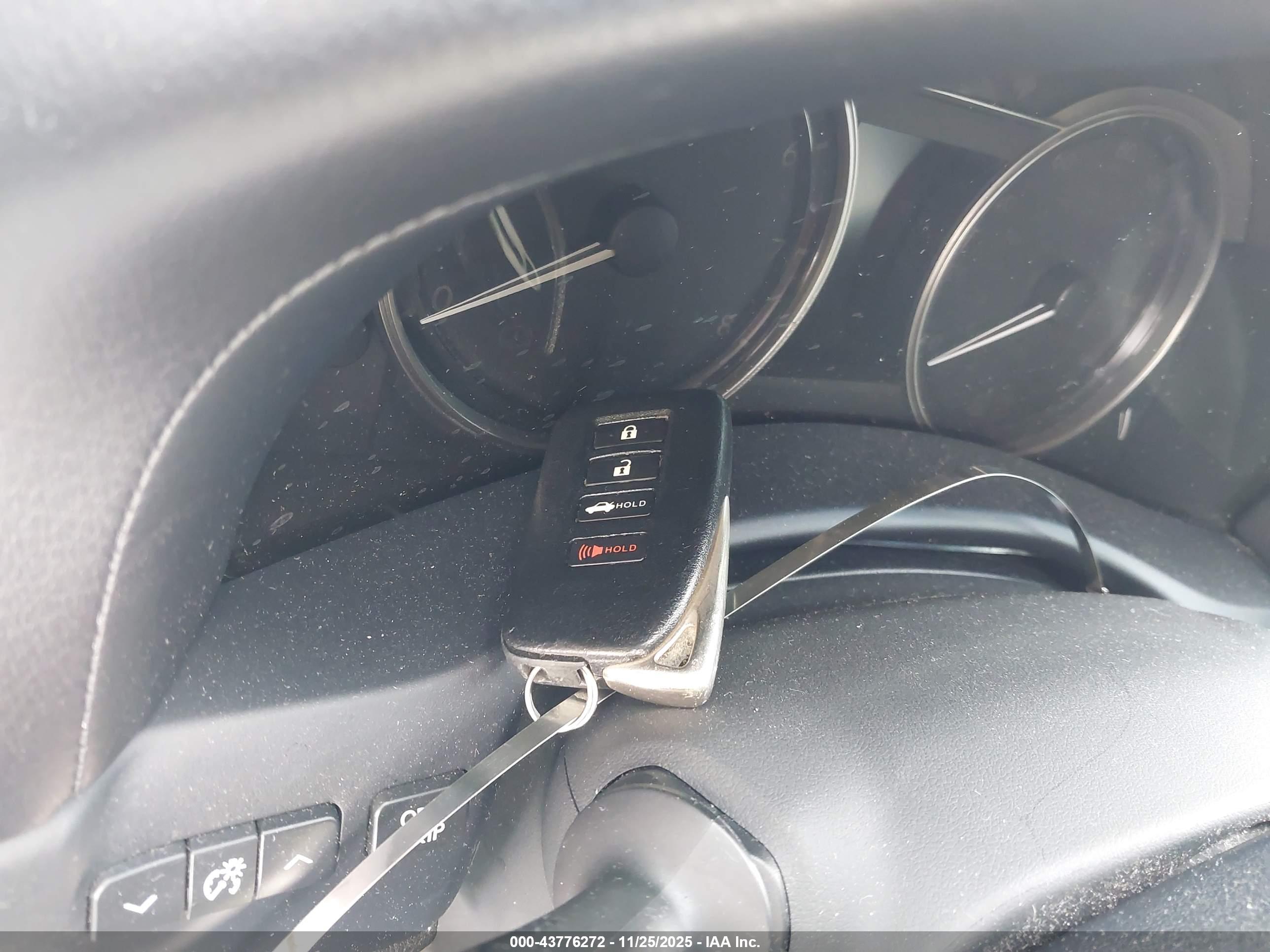 LEXUS GS image 11