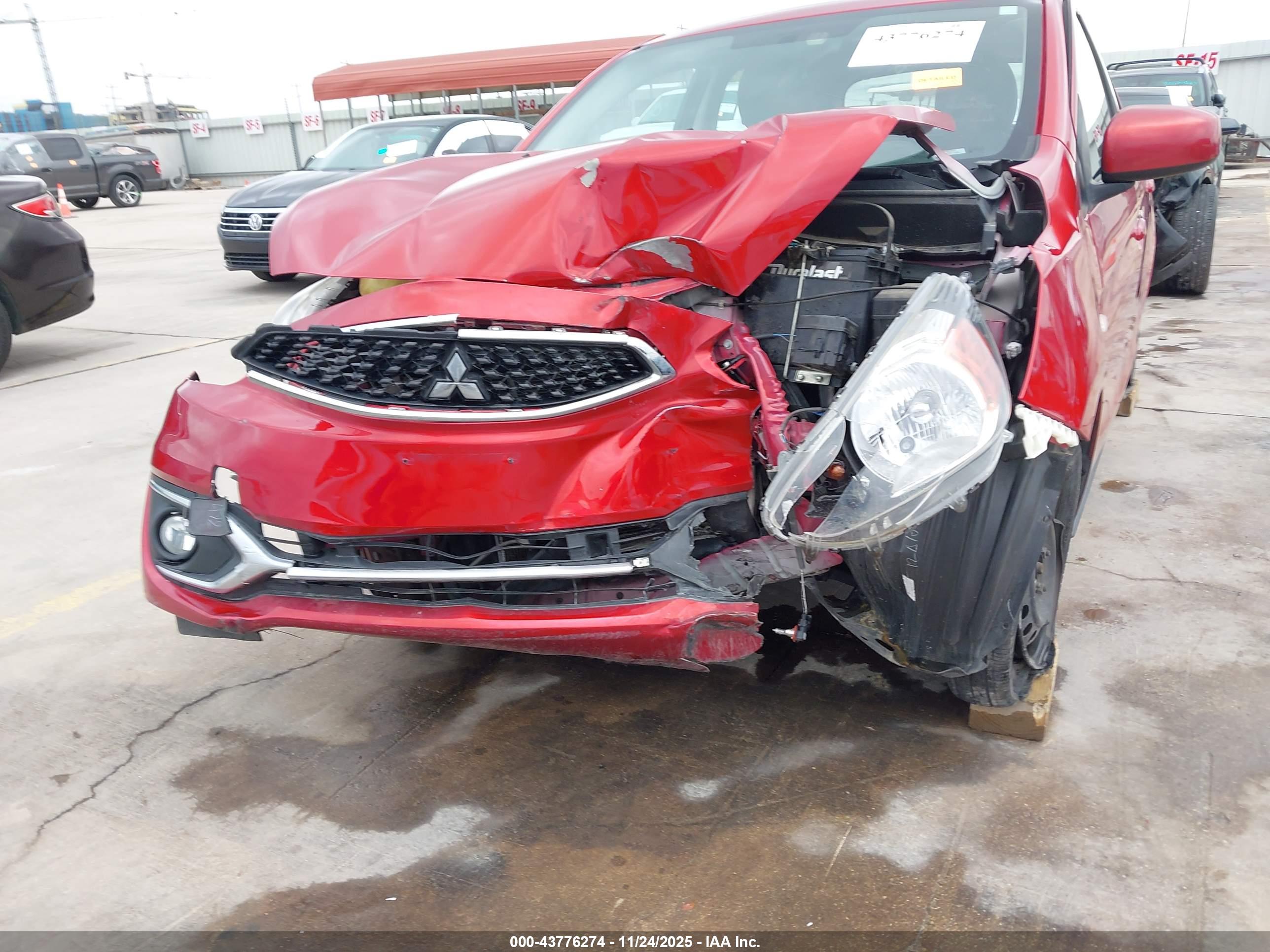 MITSUBISHI MIRAGE image 6