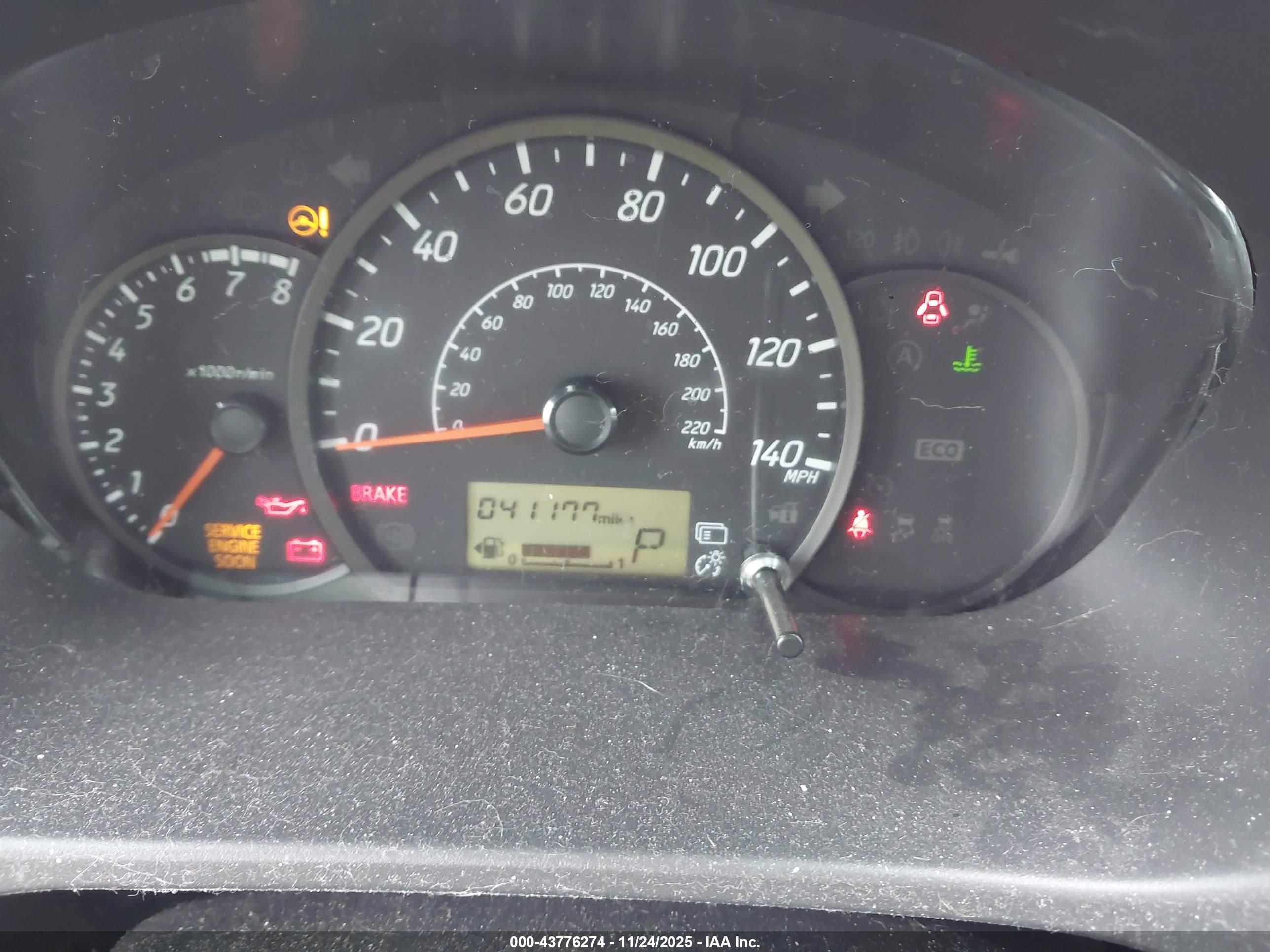 MITSUBISHI MIRAGE image 7
