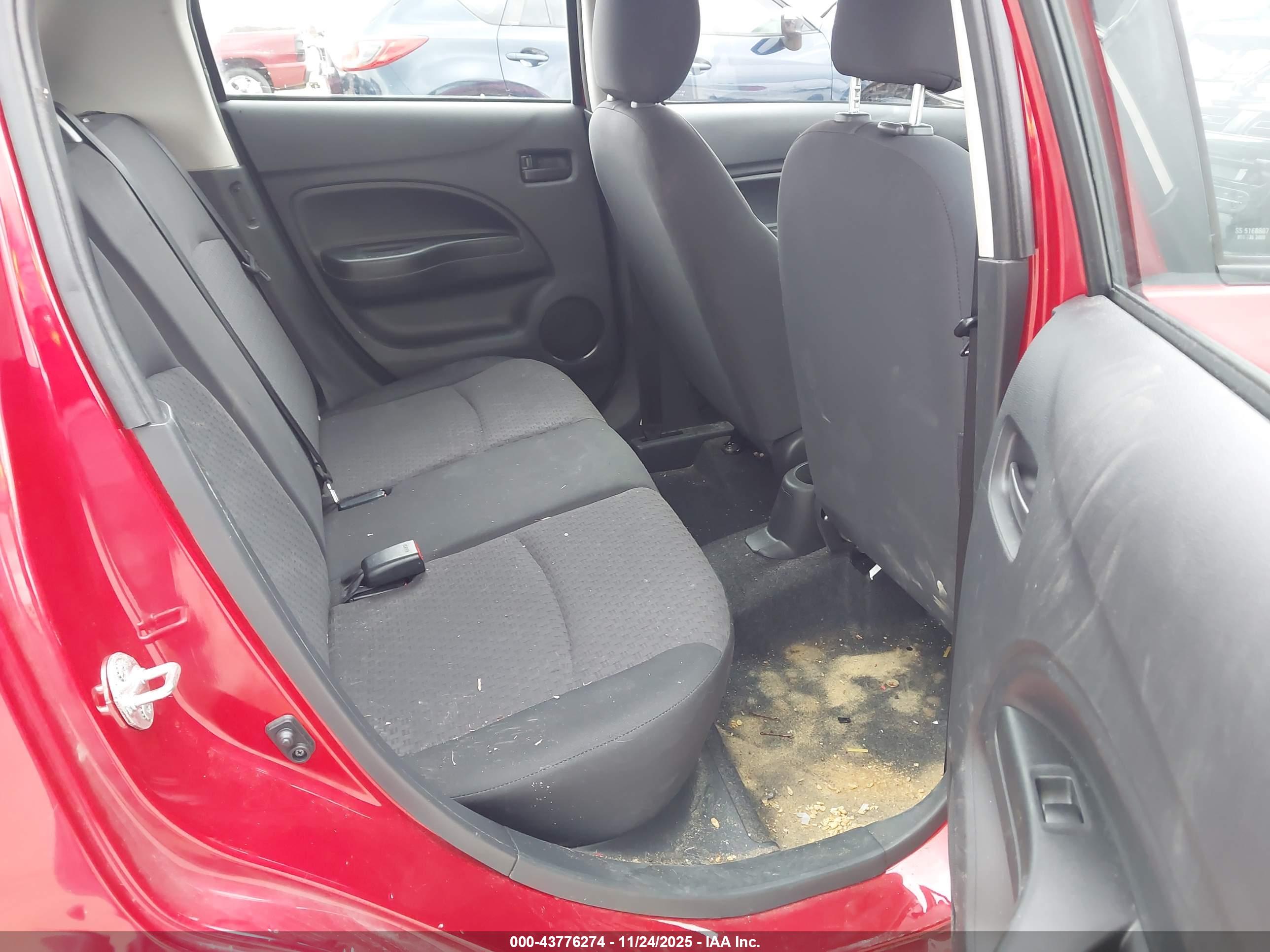 MITSUBISHI MIRAGE image 8