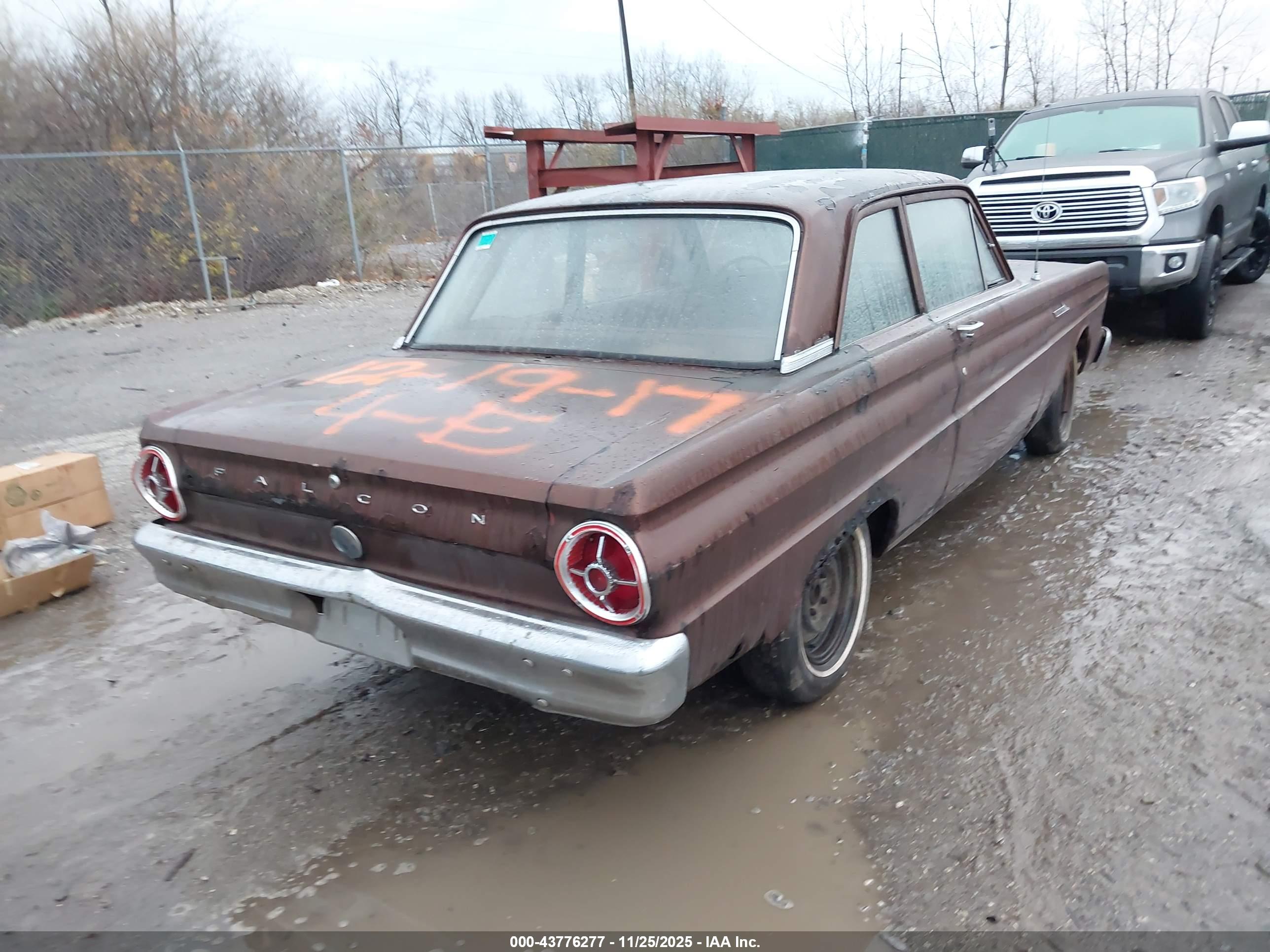 FORD FALCON image 4