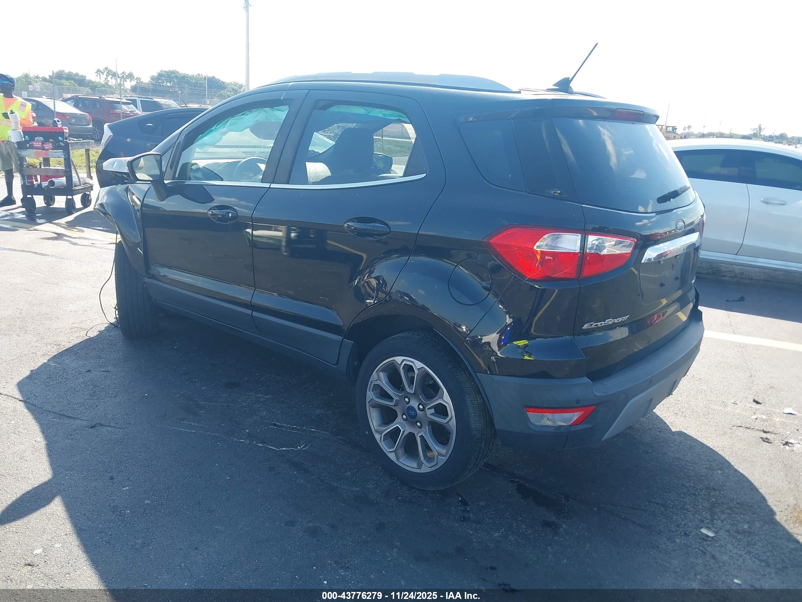 FORD ECOSPORT image 3