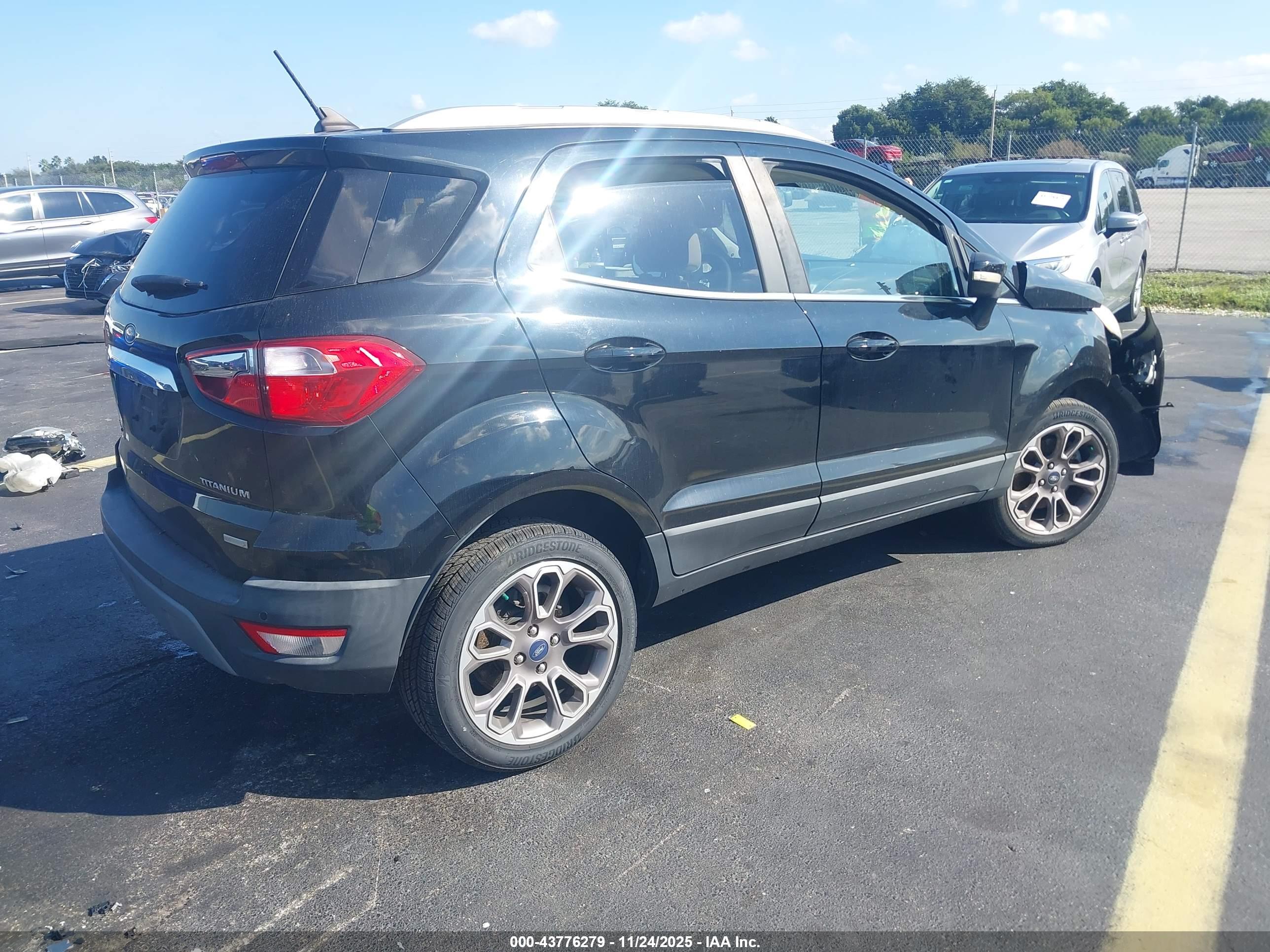 FORD ECOSPORT image 4