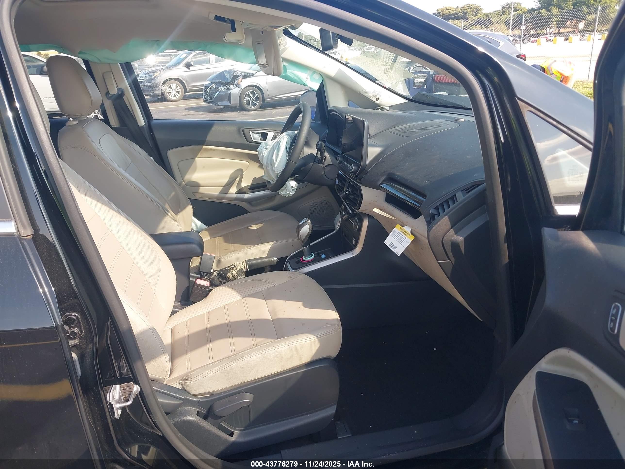 FORD ECOSPORT image 5