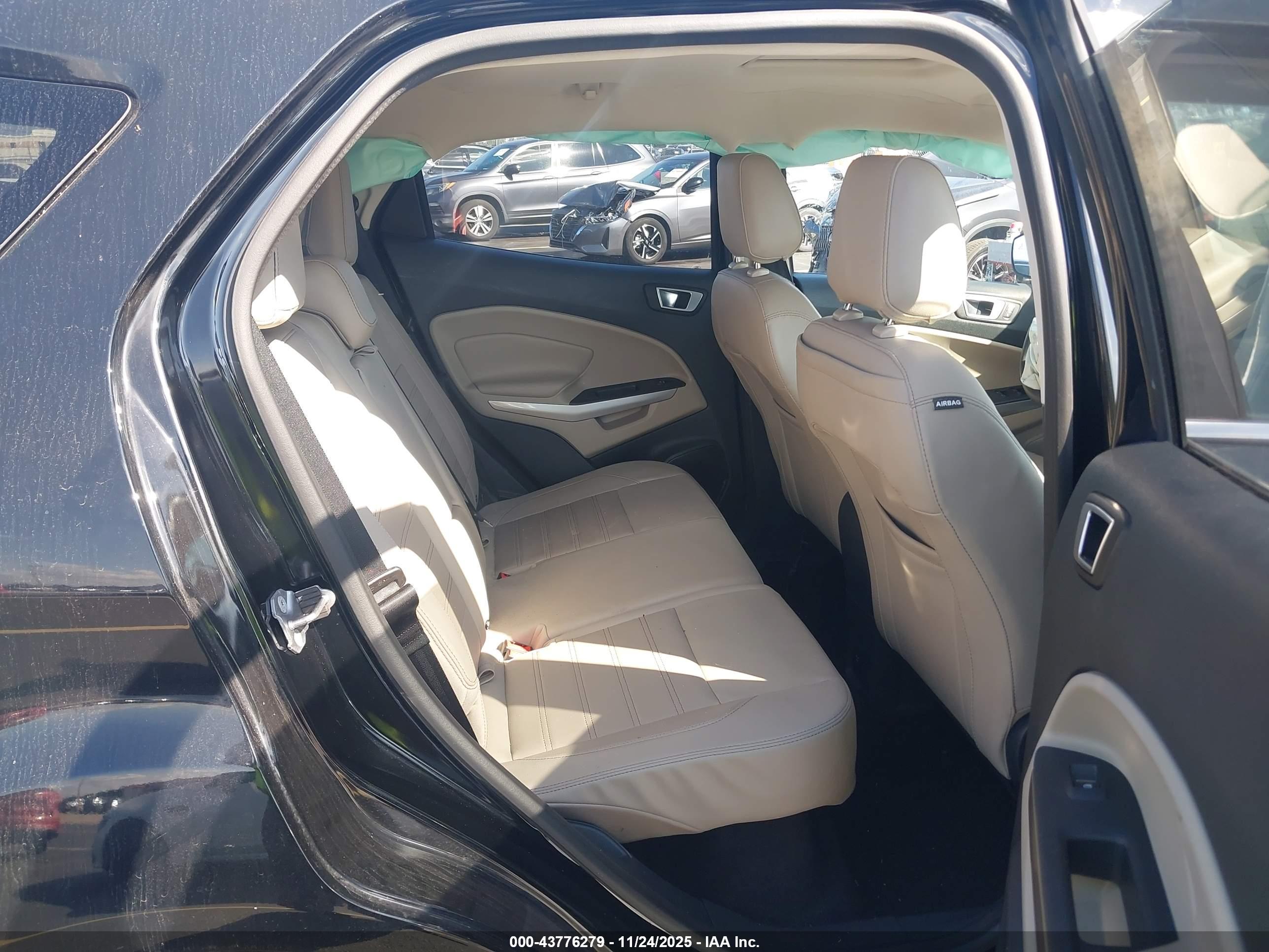 FORD ECOSPORT image 8