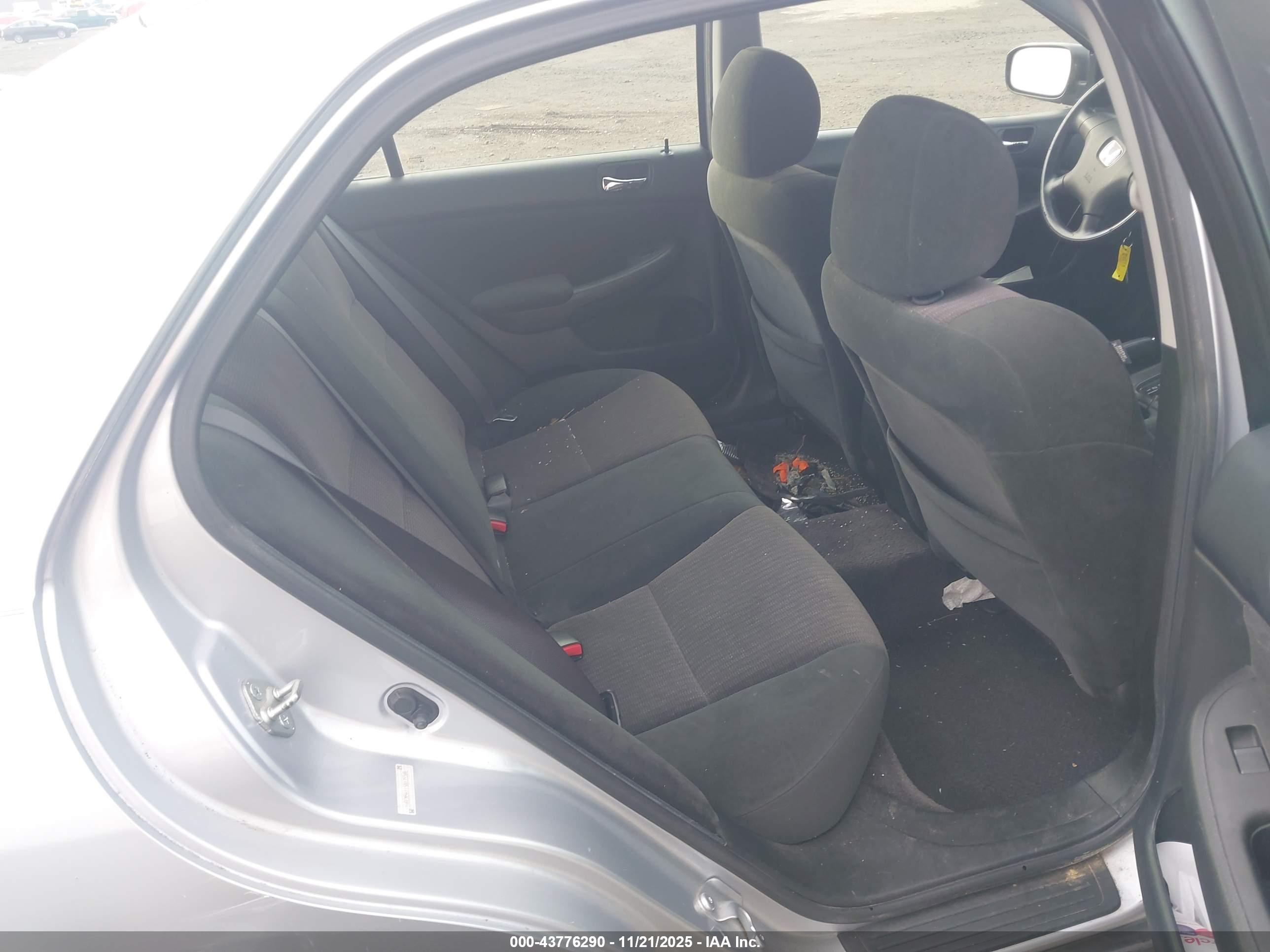 HONDA ACCORD image 8