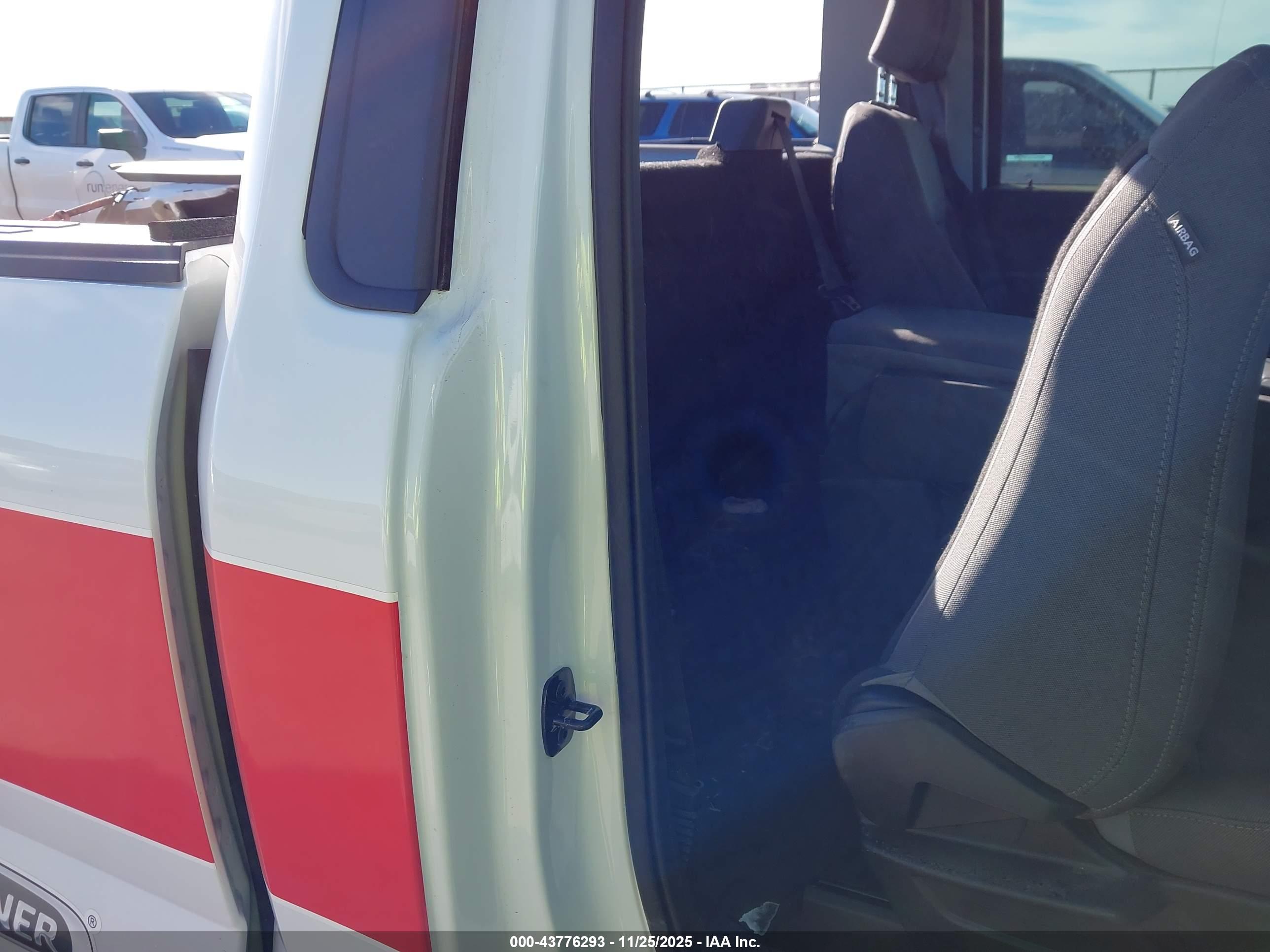 FORD F-150 image 8