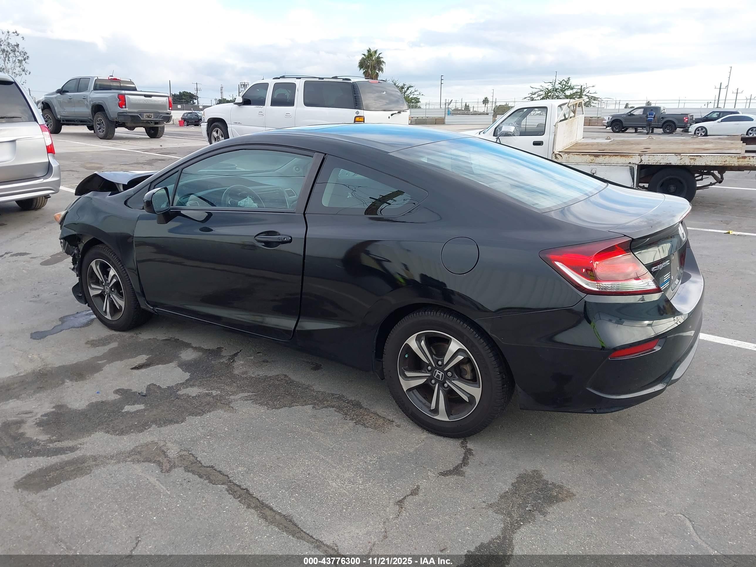 HONDA CIVIC image 3
