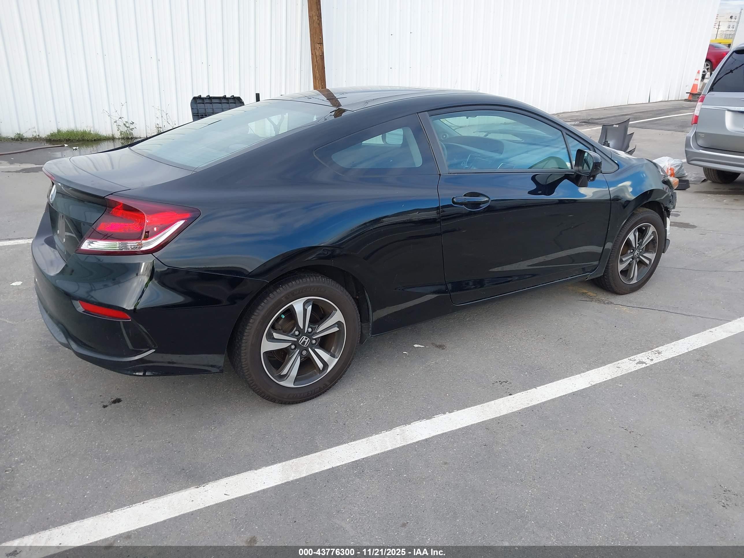 HONDA CIVIC image 4