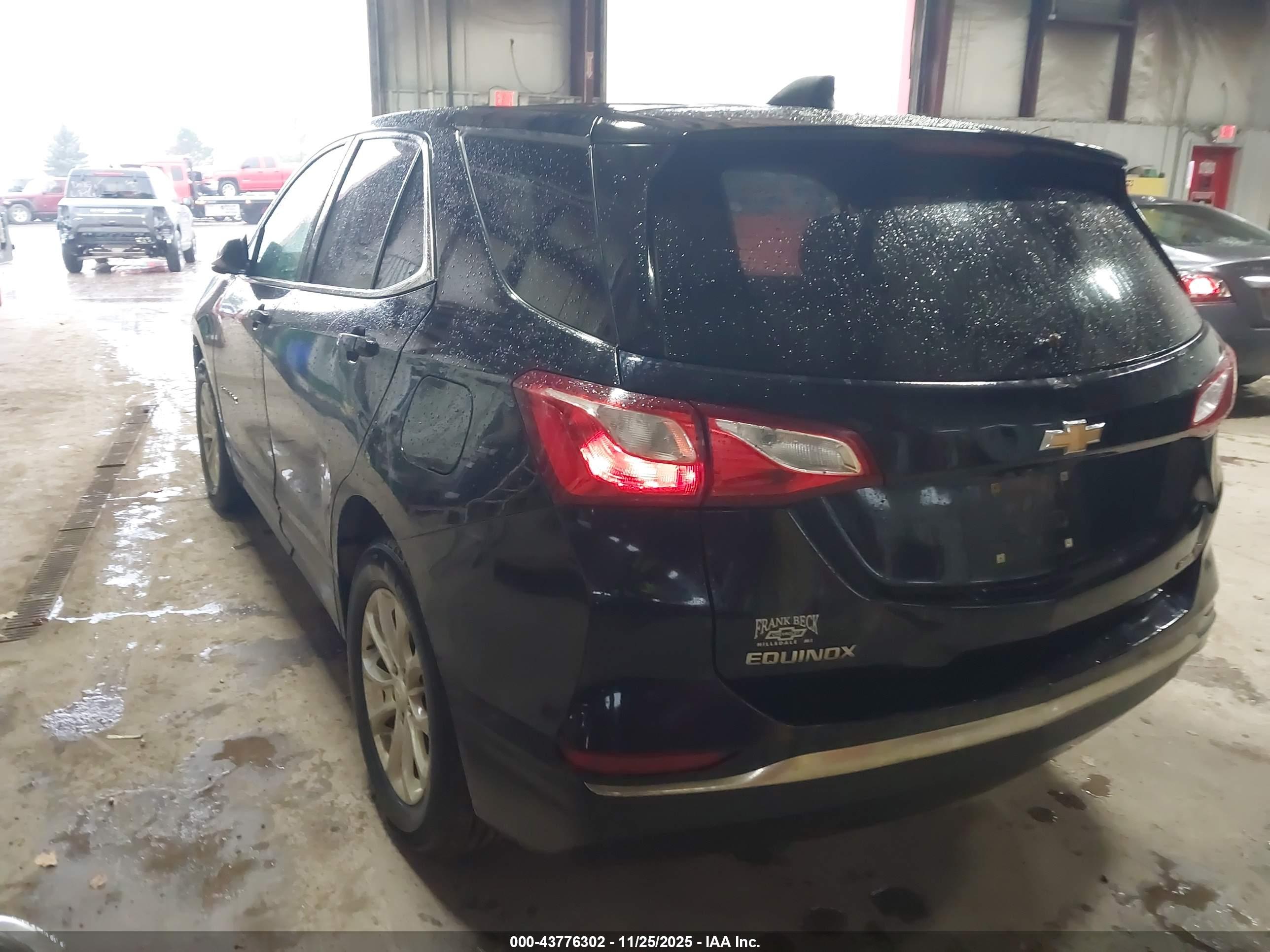 CHEVROLET EQUINOX image 3