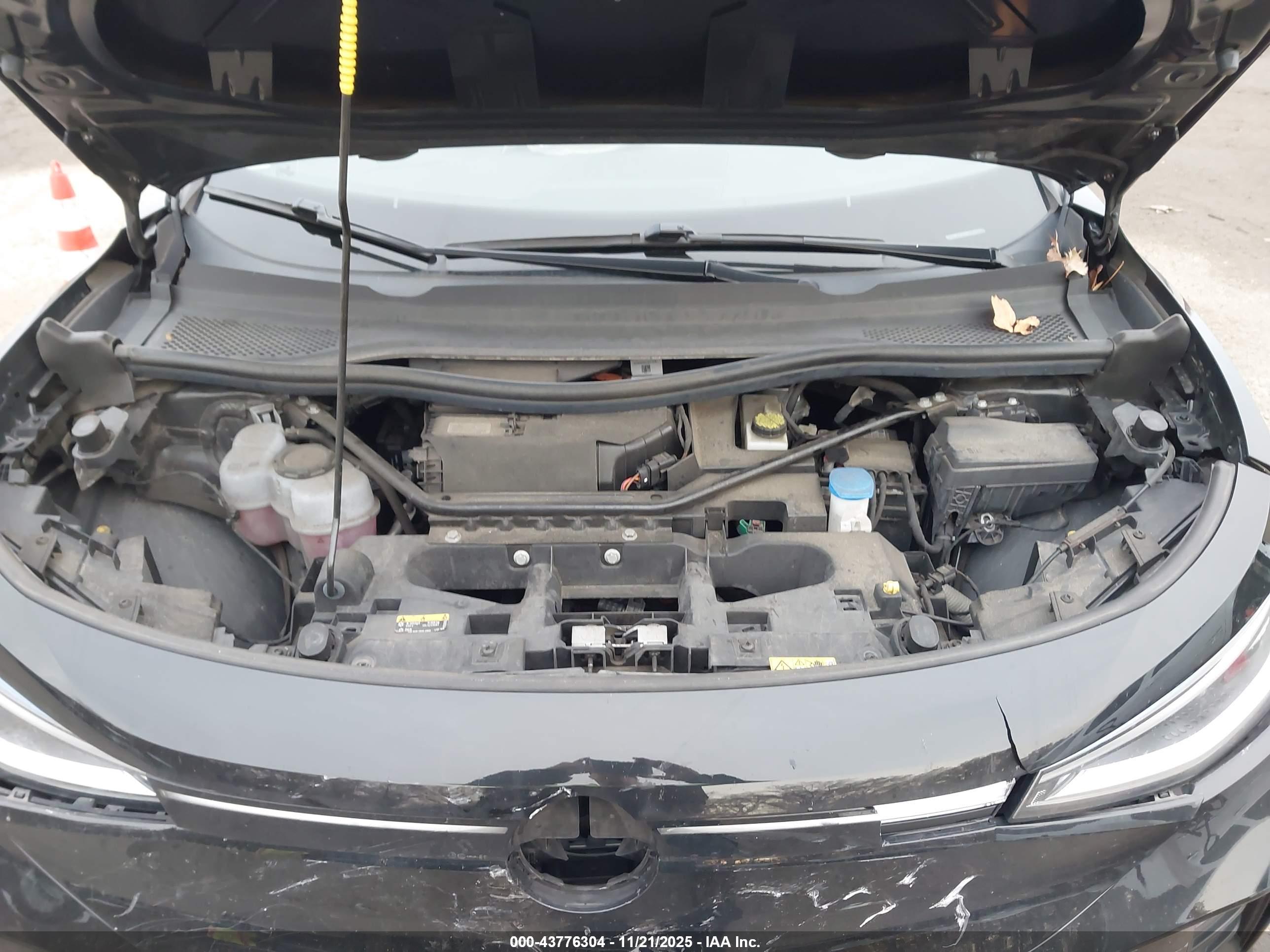 VOLKSWAGEN ID.4 image 10