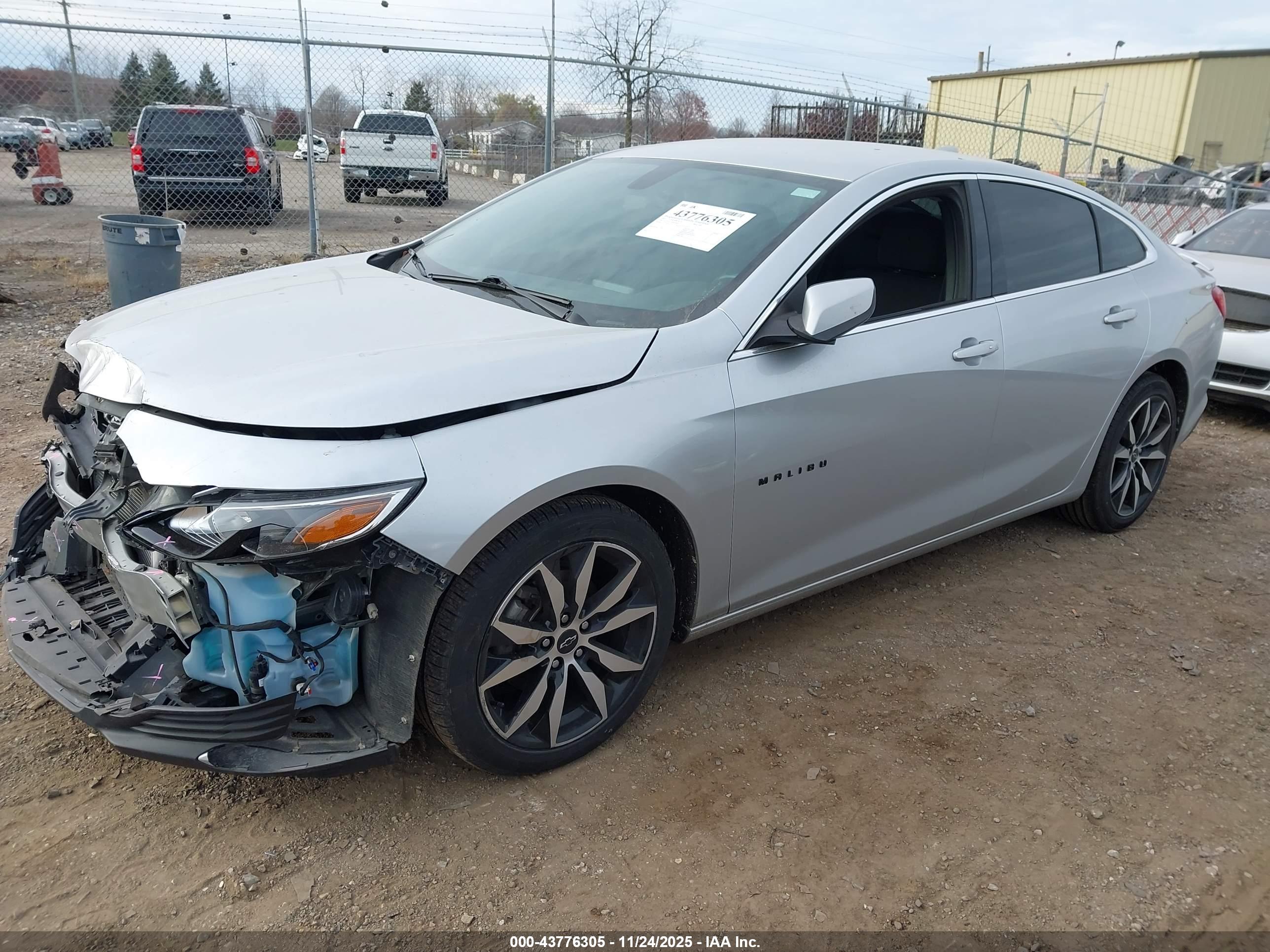 CHEVROLET MALIBU image 2
