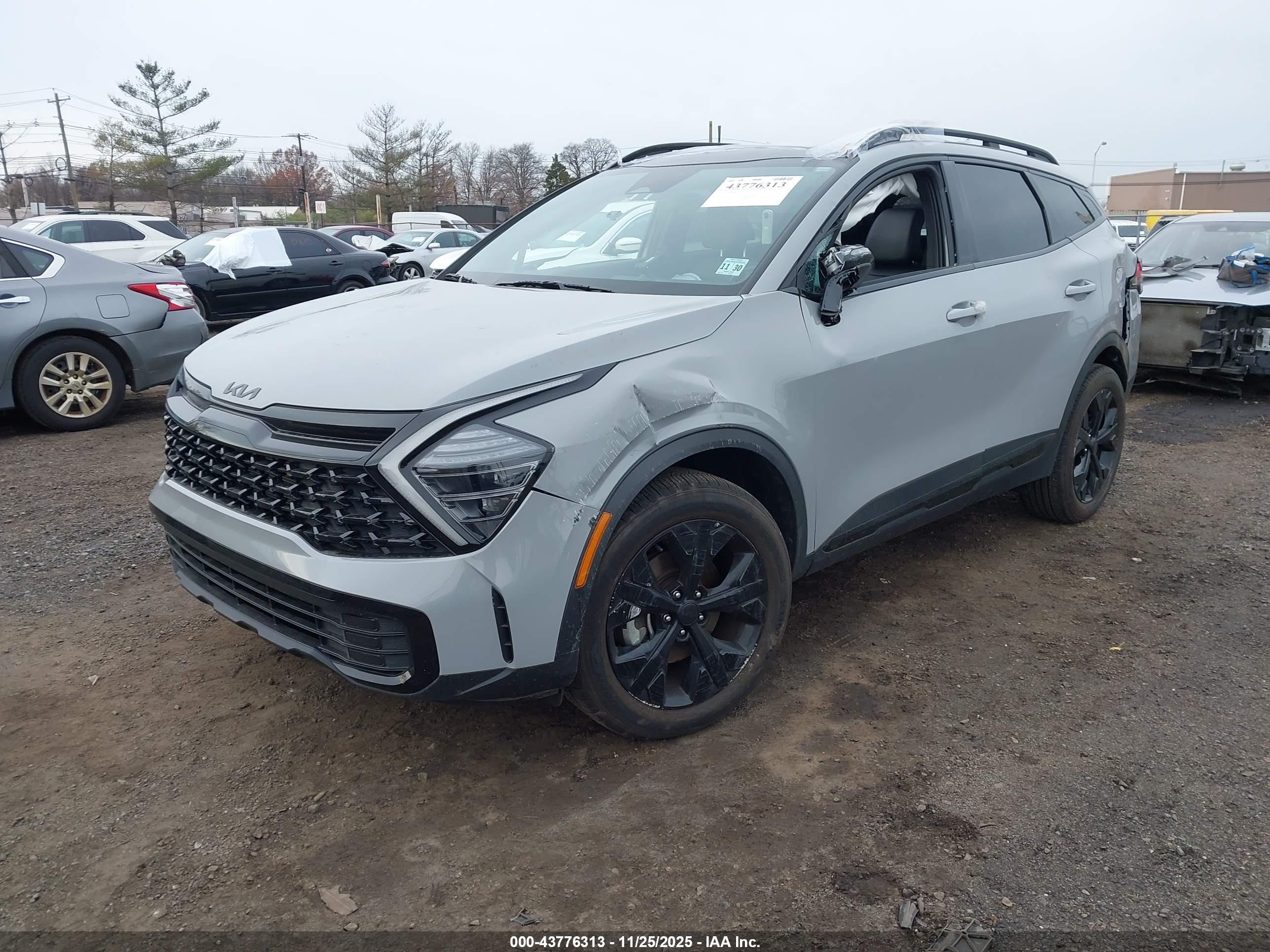 KIA SPORTAGE image 2