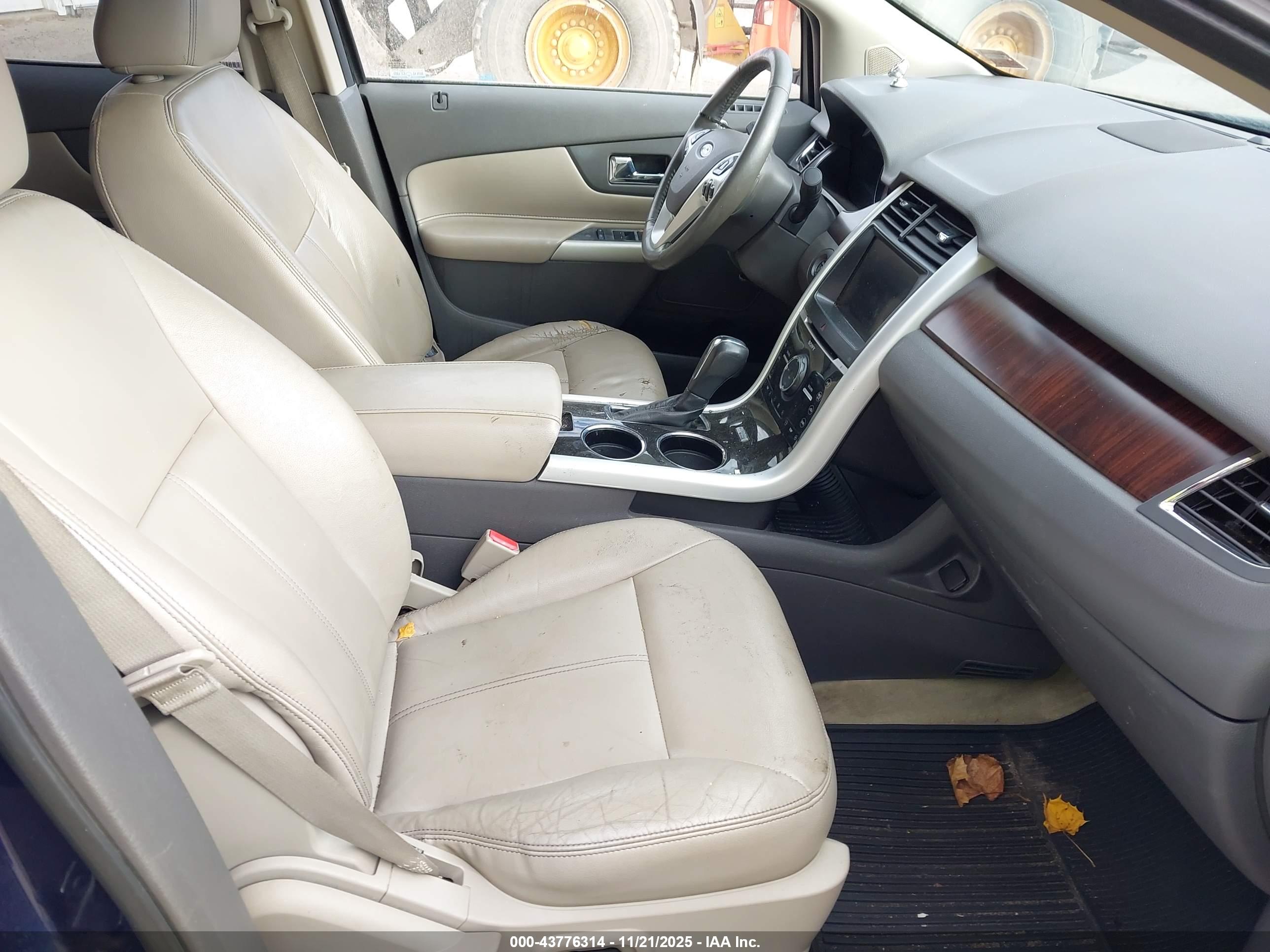 FORD EDGE image 5