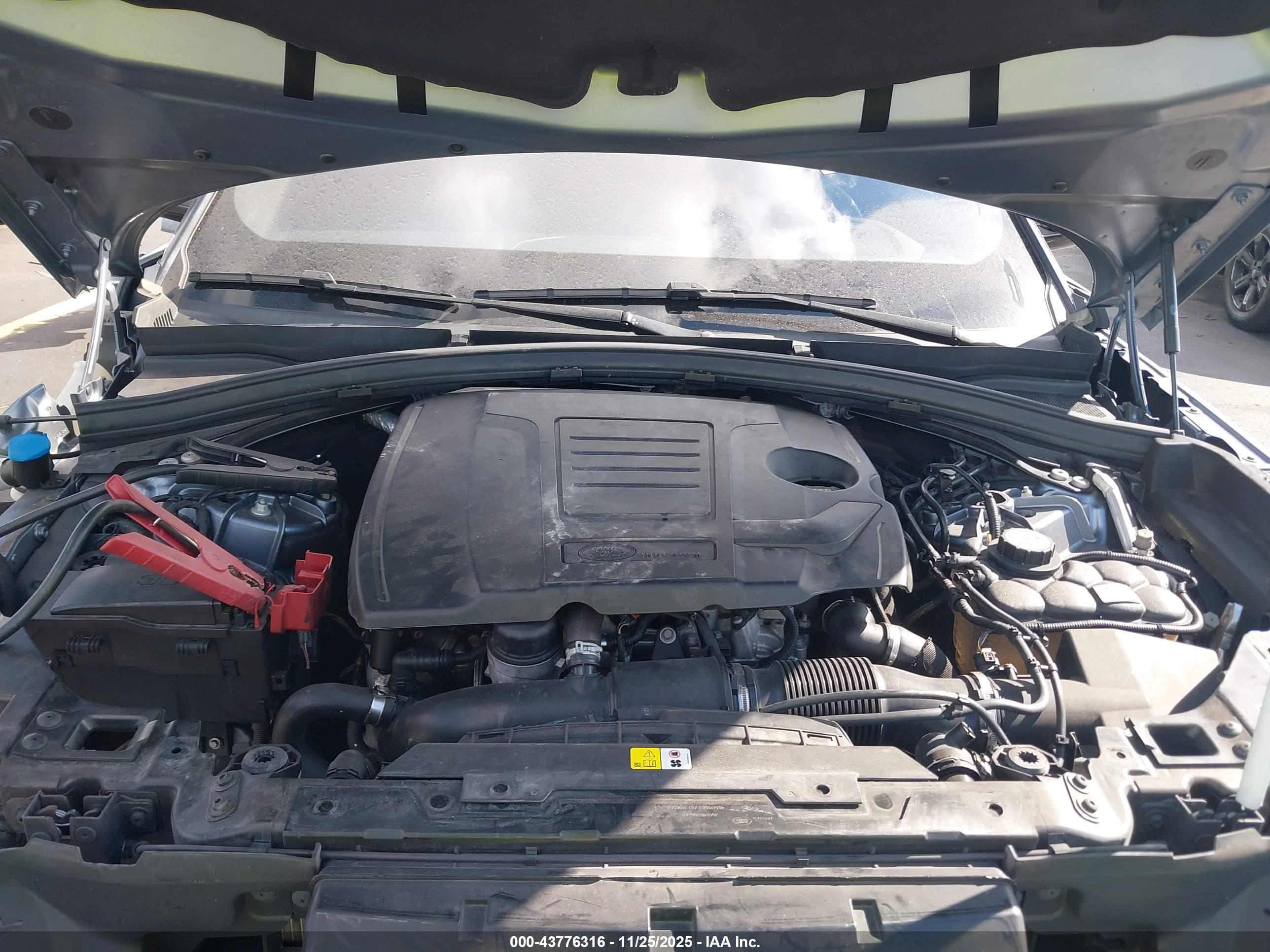 LAND ROVER image 10
