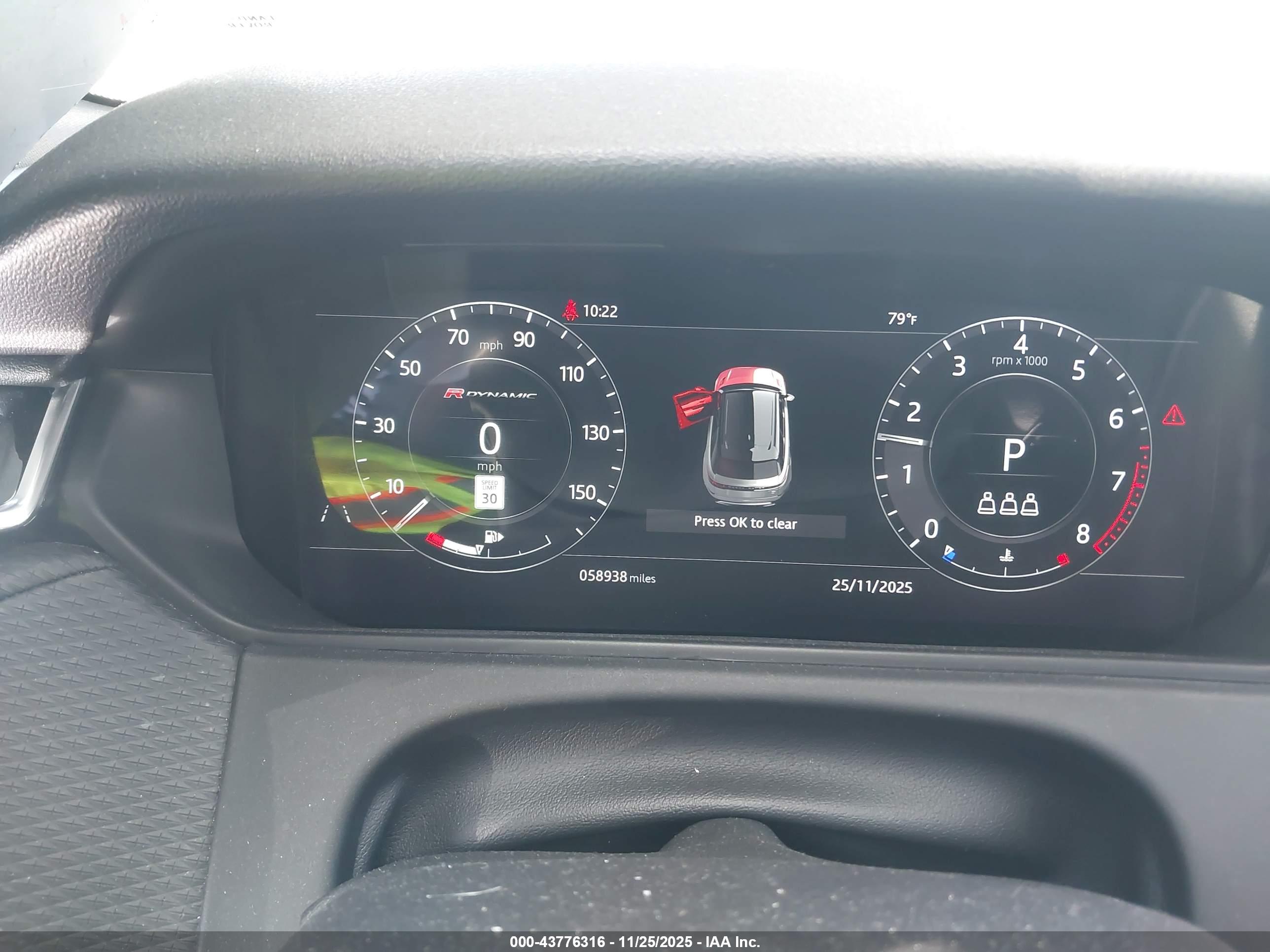 LAND ROVER image 7