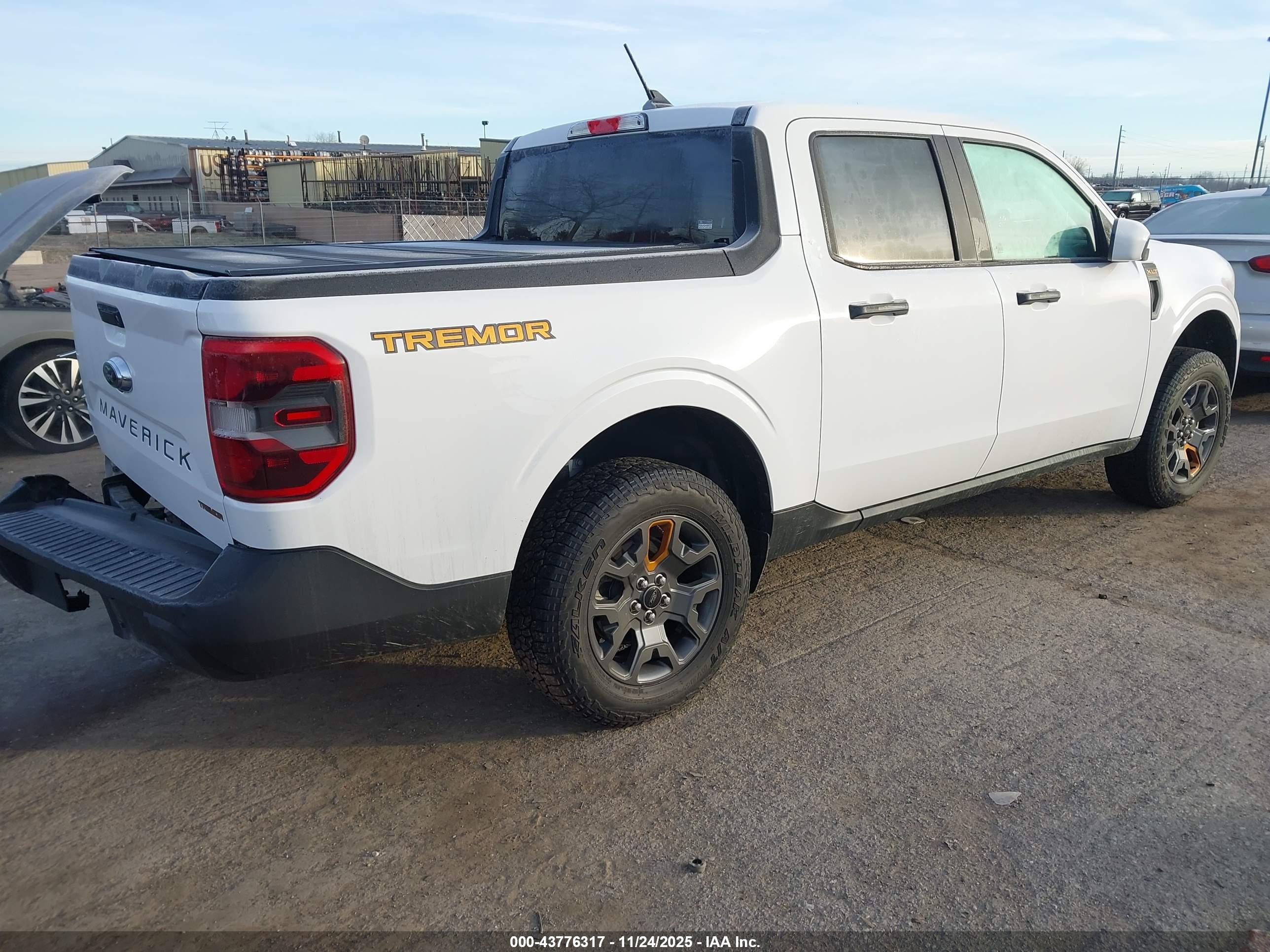 FORD MAVERICK image 4