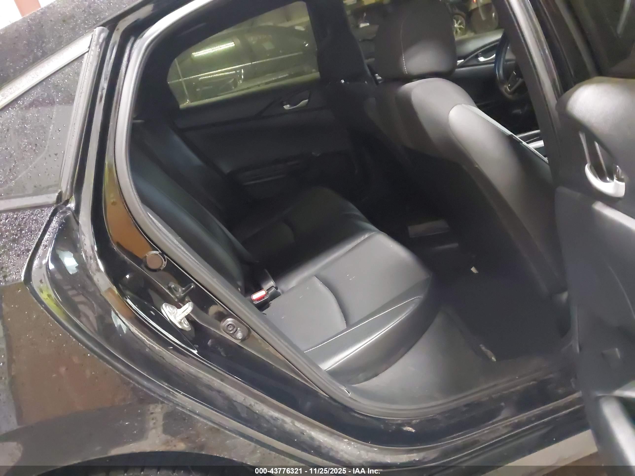 HONDA CIVIC image 8