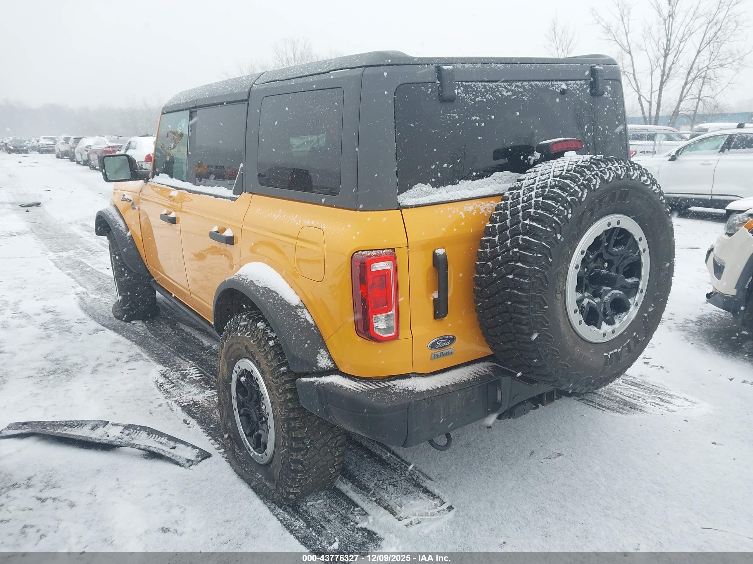 FORD BRONCO image 3