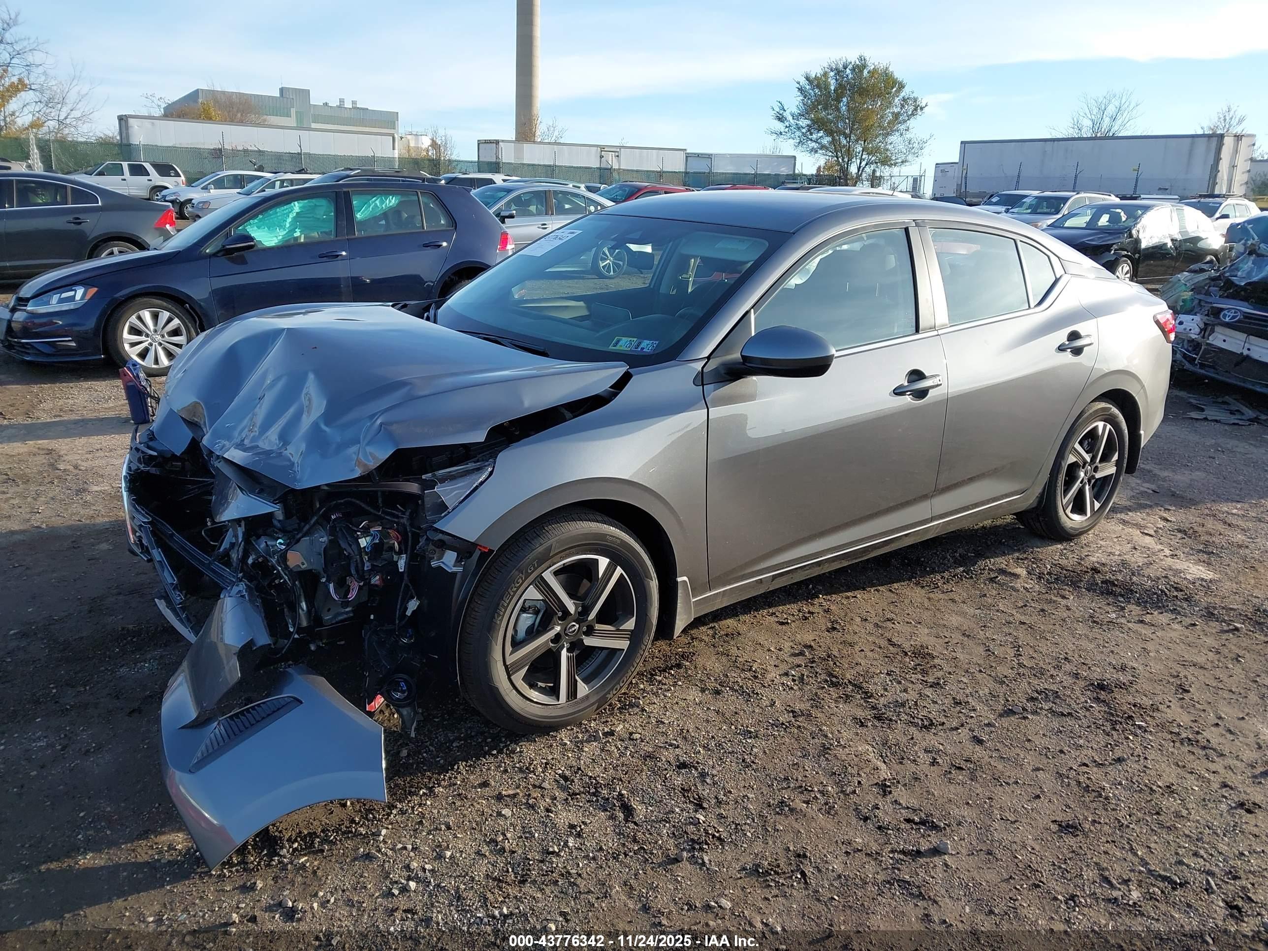 NISSAN SENTRA image 2