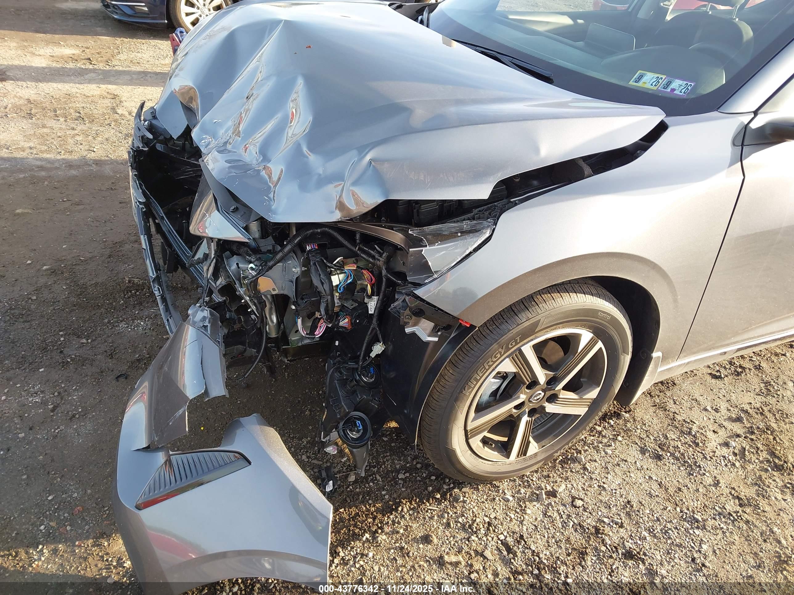 NISSAN SENTRA image 6