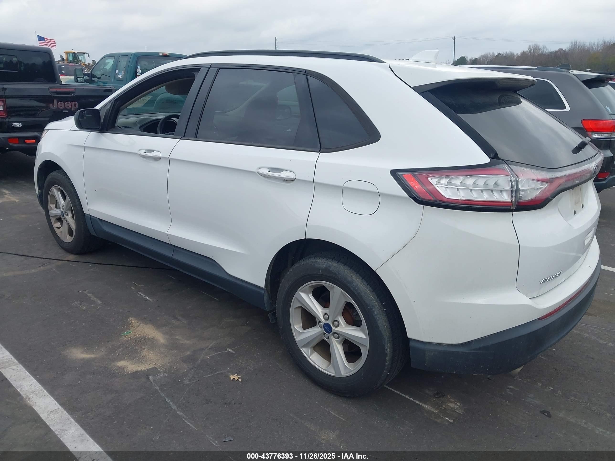 FORD EDGE image 3