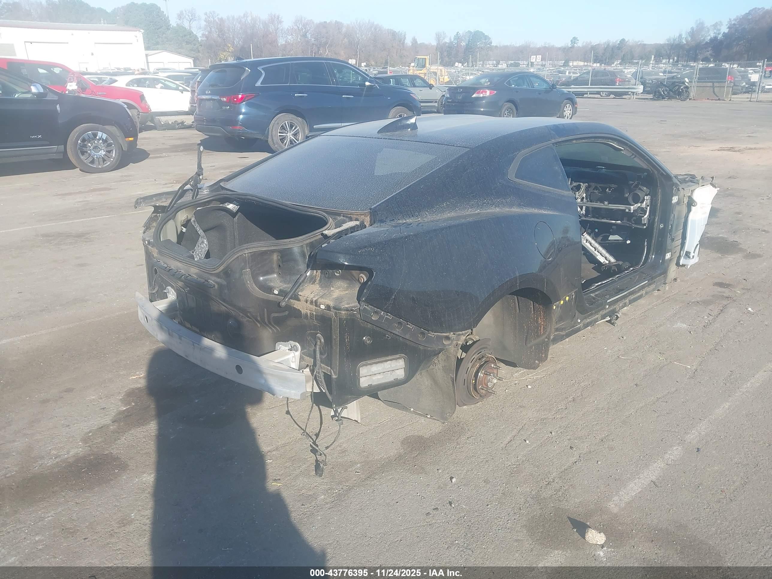 CHEVROLET CAMARO image 4