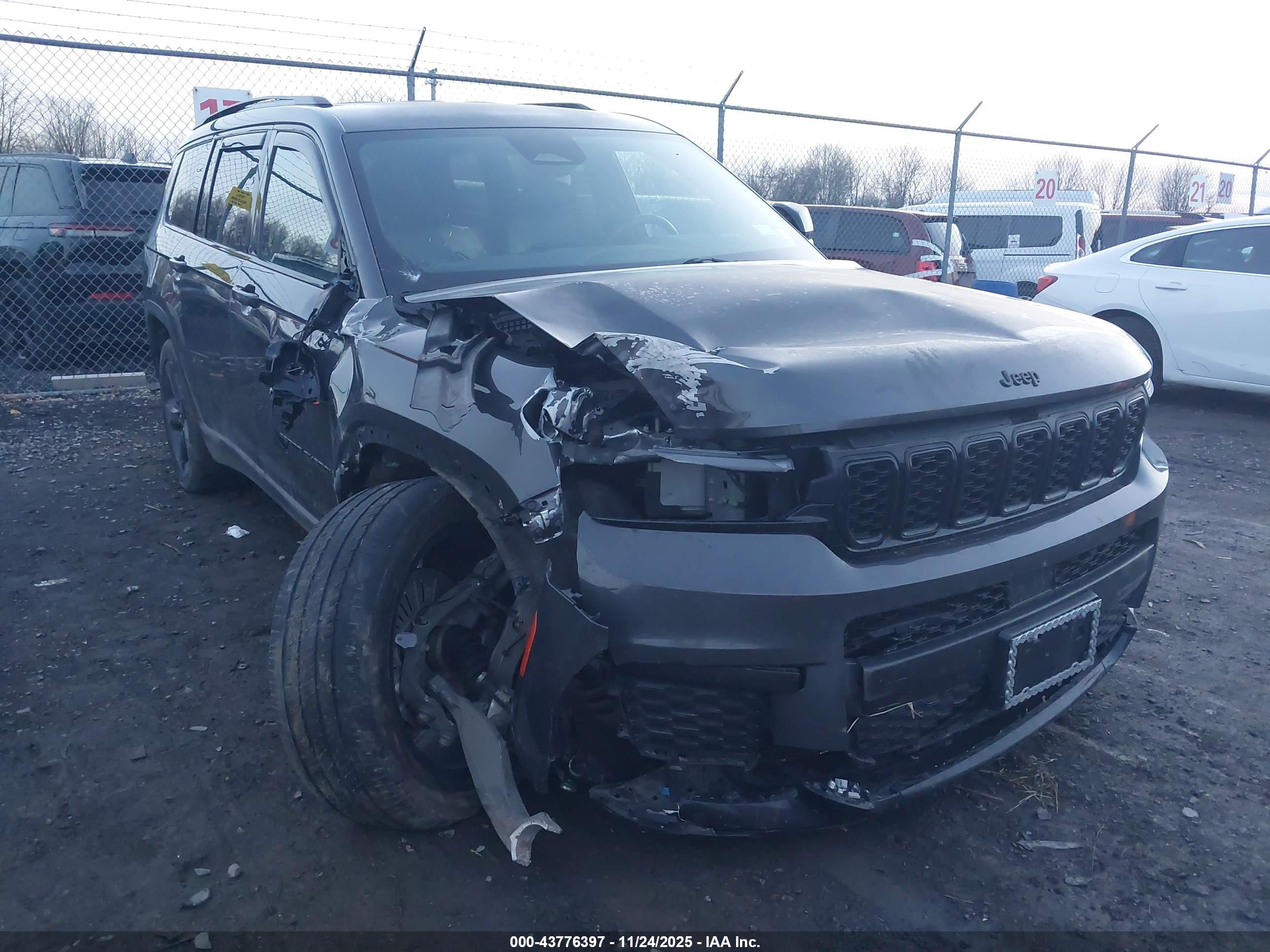 JEEP GRAND image 6