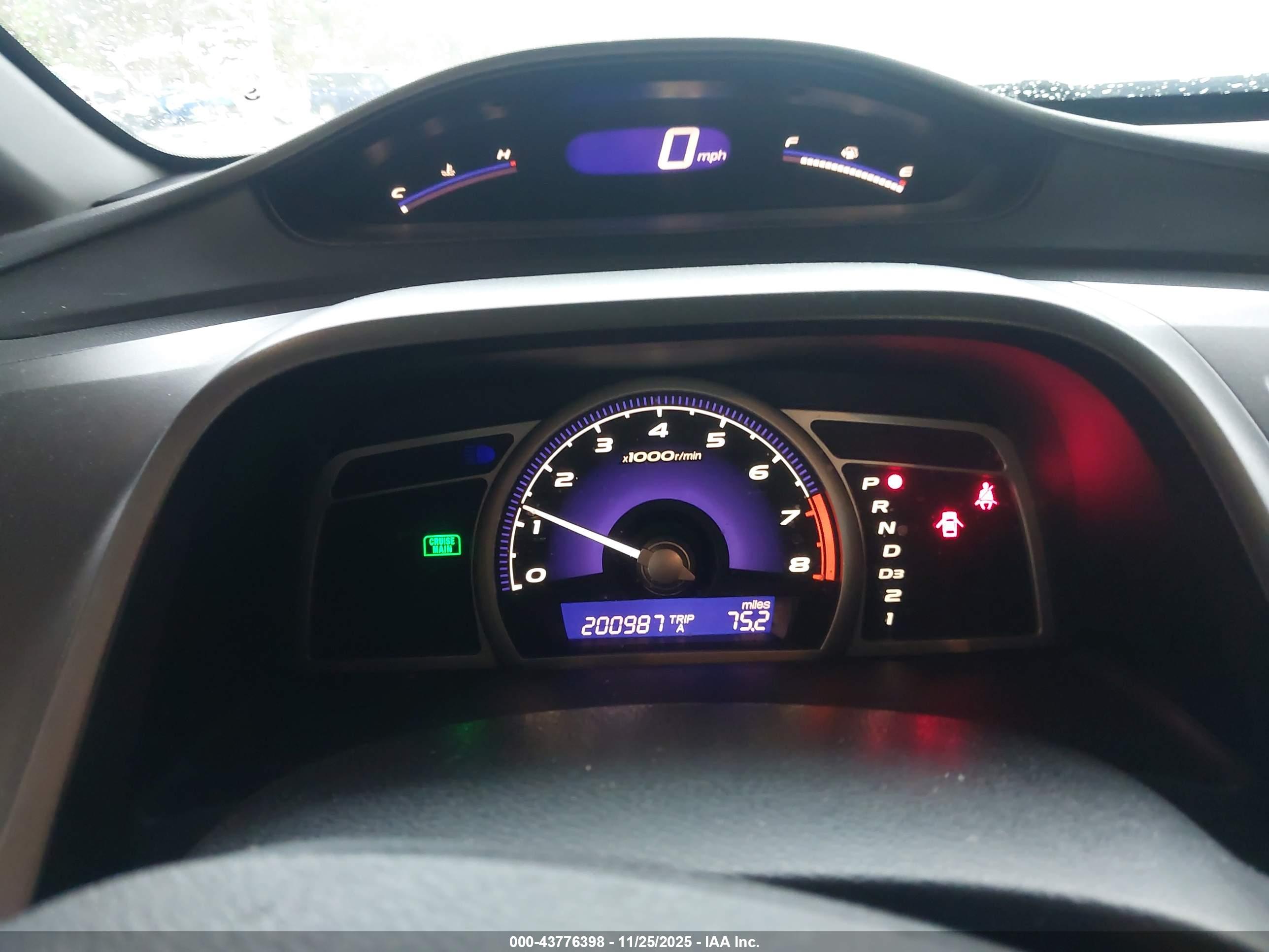 HONDA CIVIC image 7