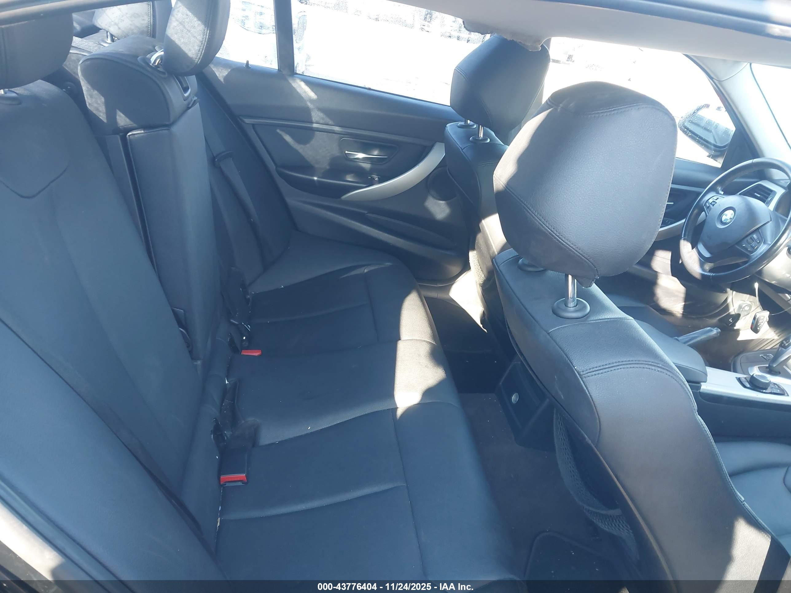 BMW 328I image 8