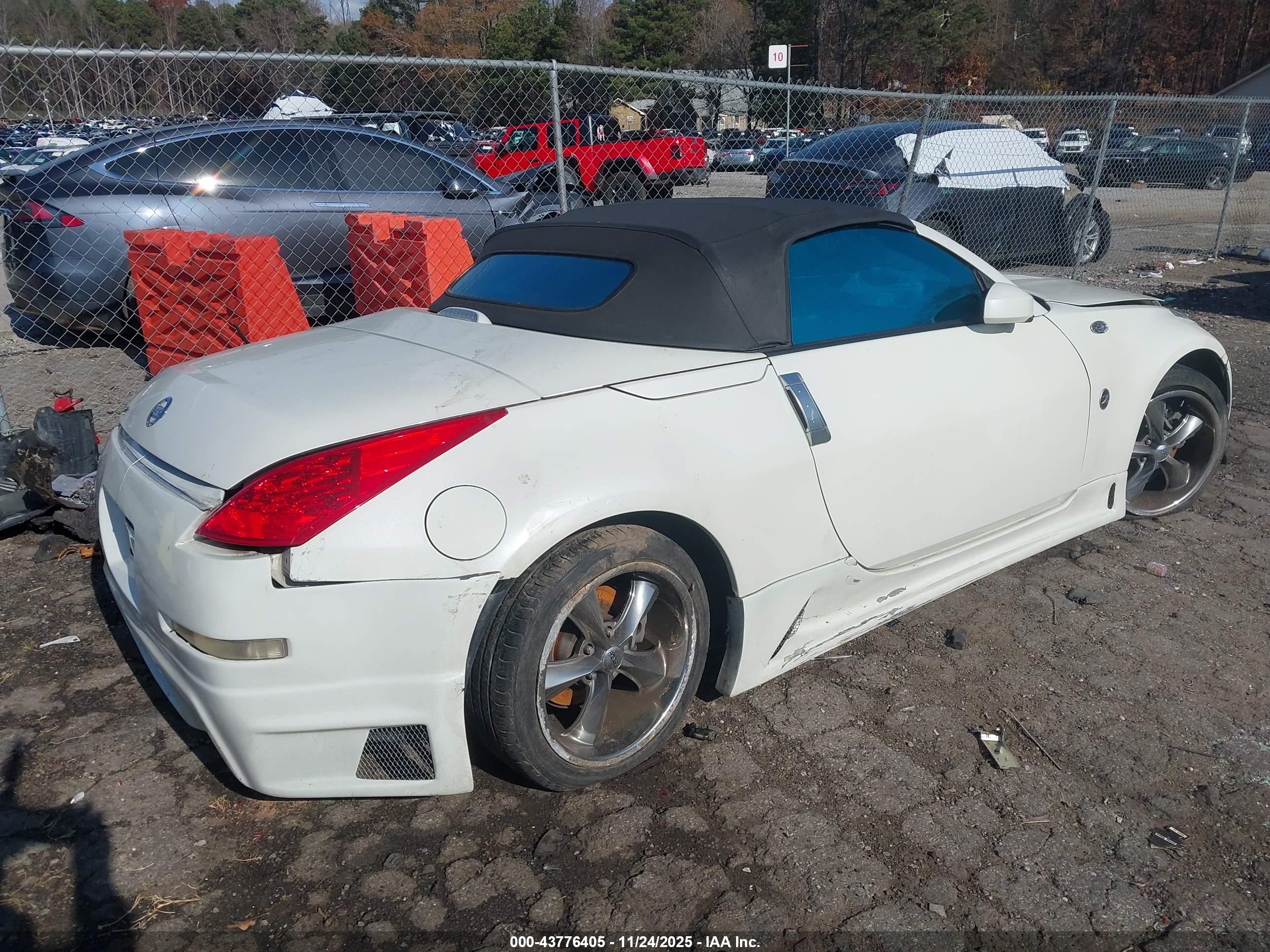 NISSAN 350Z image 4