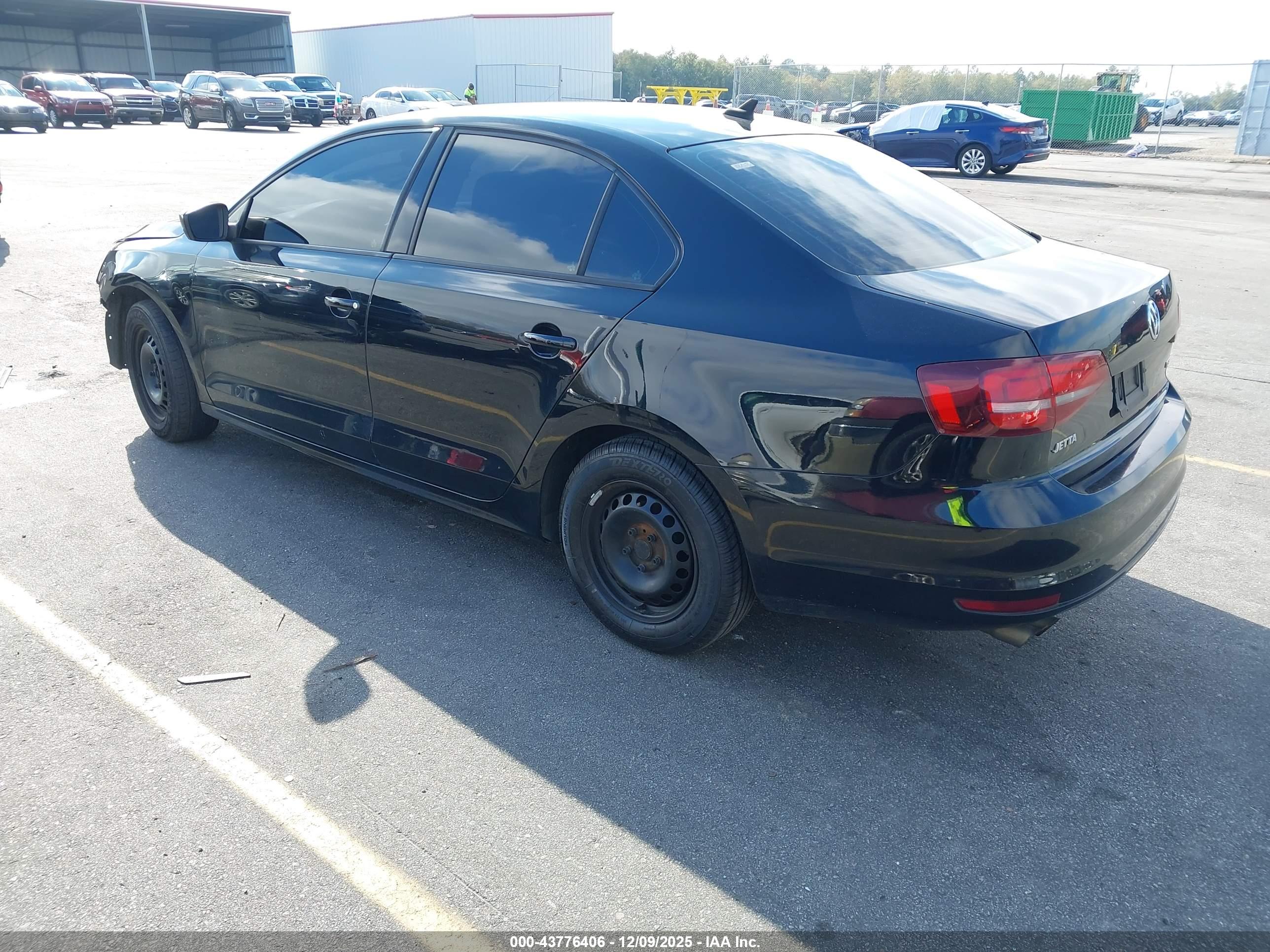 VOLKSWAGEN JETTA image 3