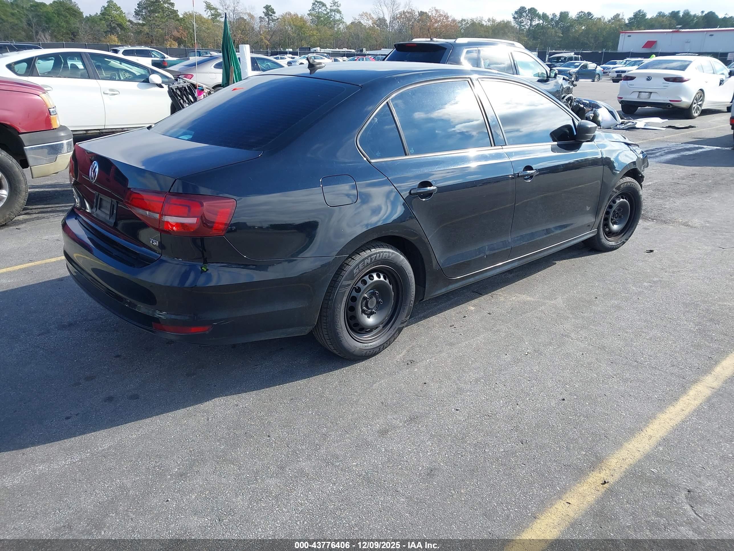 VOLKSWAGEN JETTA image 4