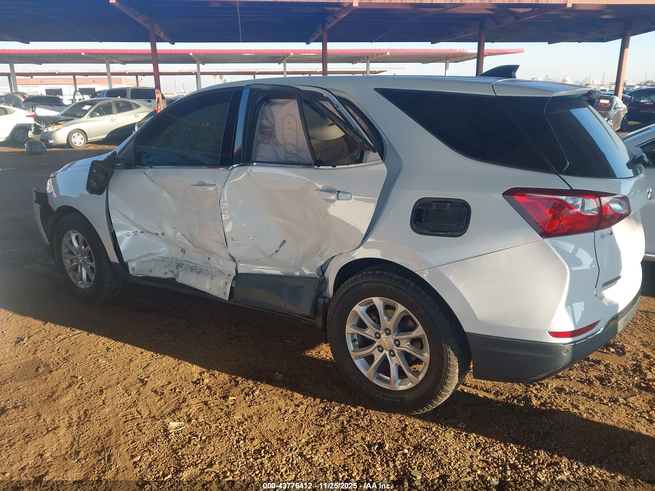 CHEVROLET EQUINOX image 6