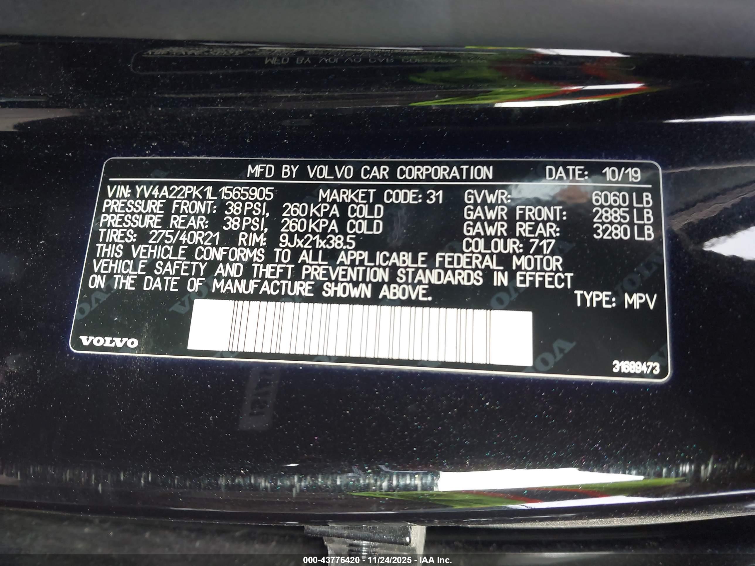 VOLVO XC90 image 9