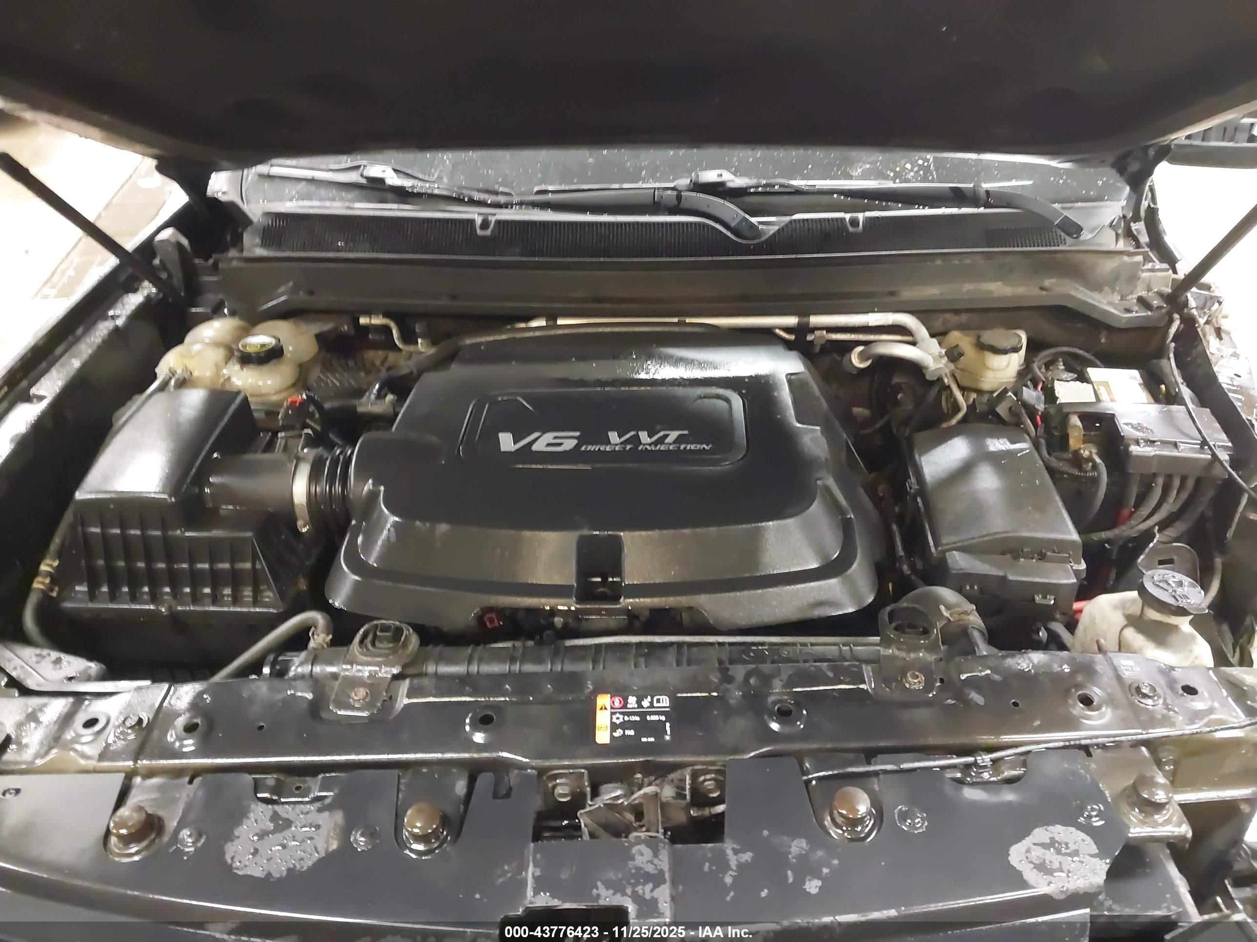 CHEVROLET COLORADO image 10